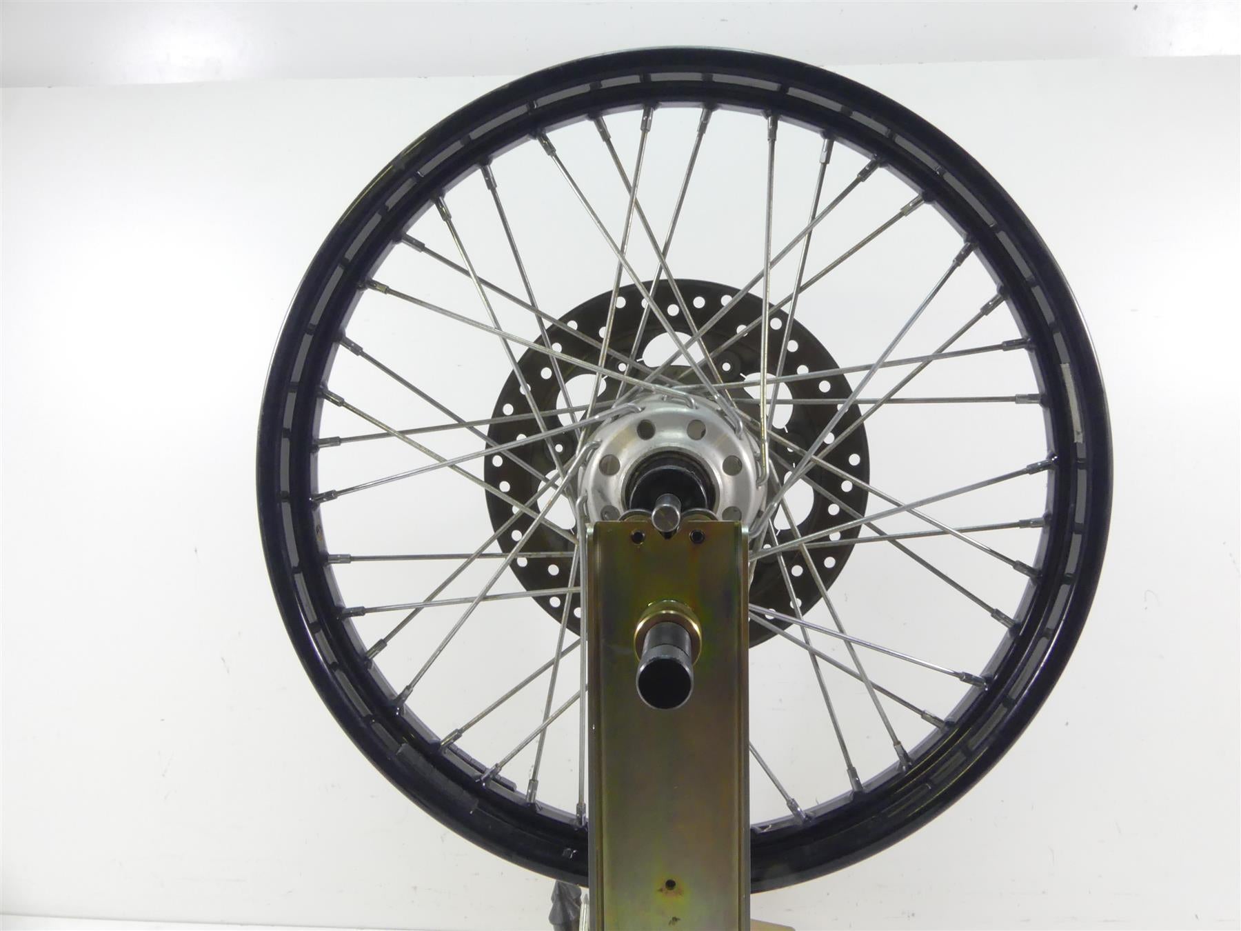2013 Harley FXDWG Dyna Wide Glide Front Spoke 21x2.15 Wheel Rim -Read 41325-10