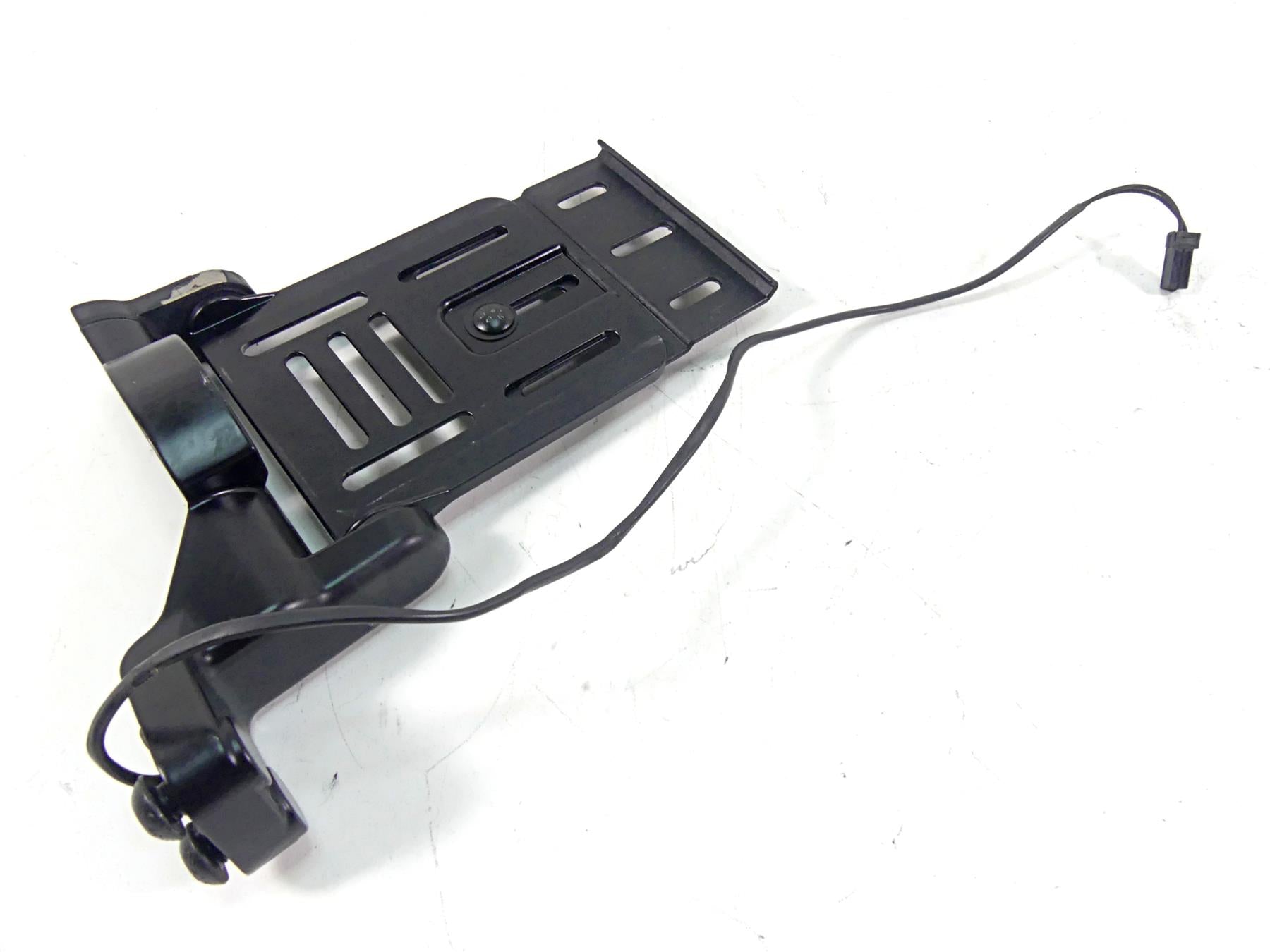 2013 Harley VRSCF Muscle Vrod Rear Side License Plate Holder 69390-09 {{ shop.shopifyCountryName }} - Mototech271