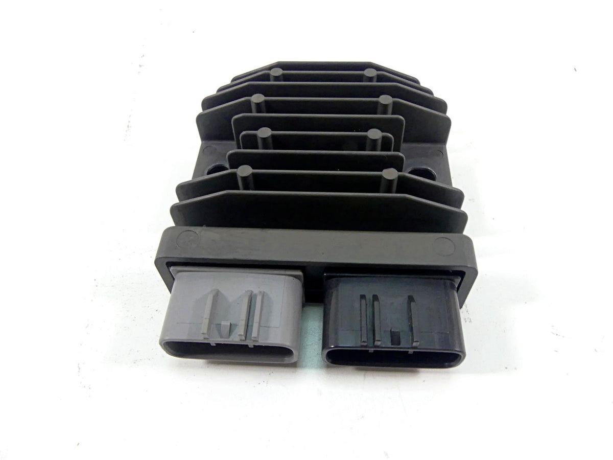2012 Ducati Panigale 1199S Rectifier Voltage Regulator 54040301B FH020AA {{ shop.shopifyCountryName }} - Mototech271