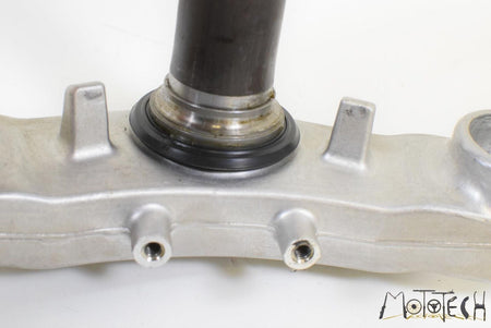 2005 Kawasaki ZZR1200 ZX1200 Ninja Lower Triple Tree Steering Clamp 44037-0008 {{ shop.shopifyCountryName }} - Mototech271