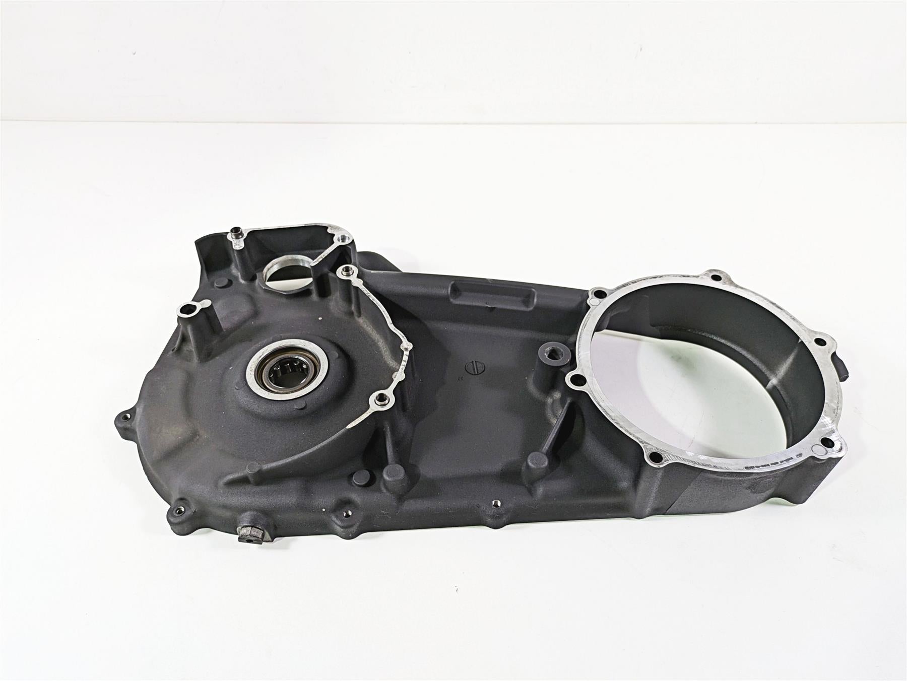 2009 Harley FLSTSB Cross Bones Inner Primary Clutch Cover 60681-06B {{ shop.shopifyCountryName }} - Mototech271