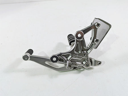 2012 BMW R1200R K27 Right Rider Footpeg & Brake Pedal 46717671078 35217728911 {{ shop.shopifyCountryName }} - Mototech271