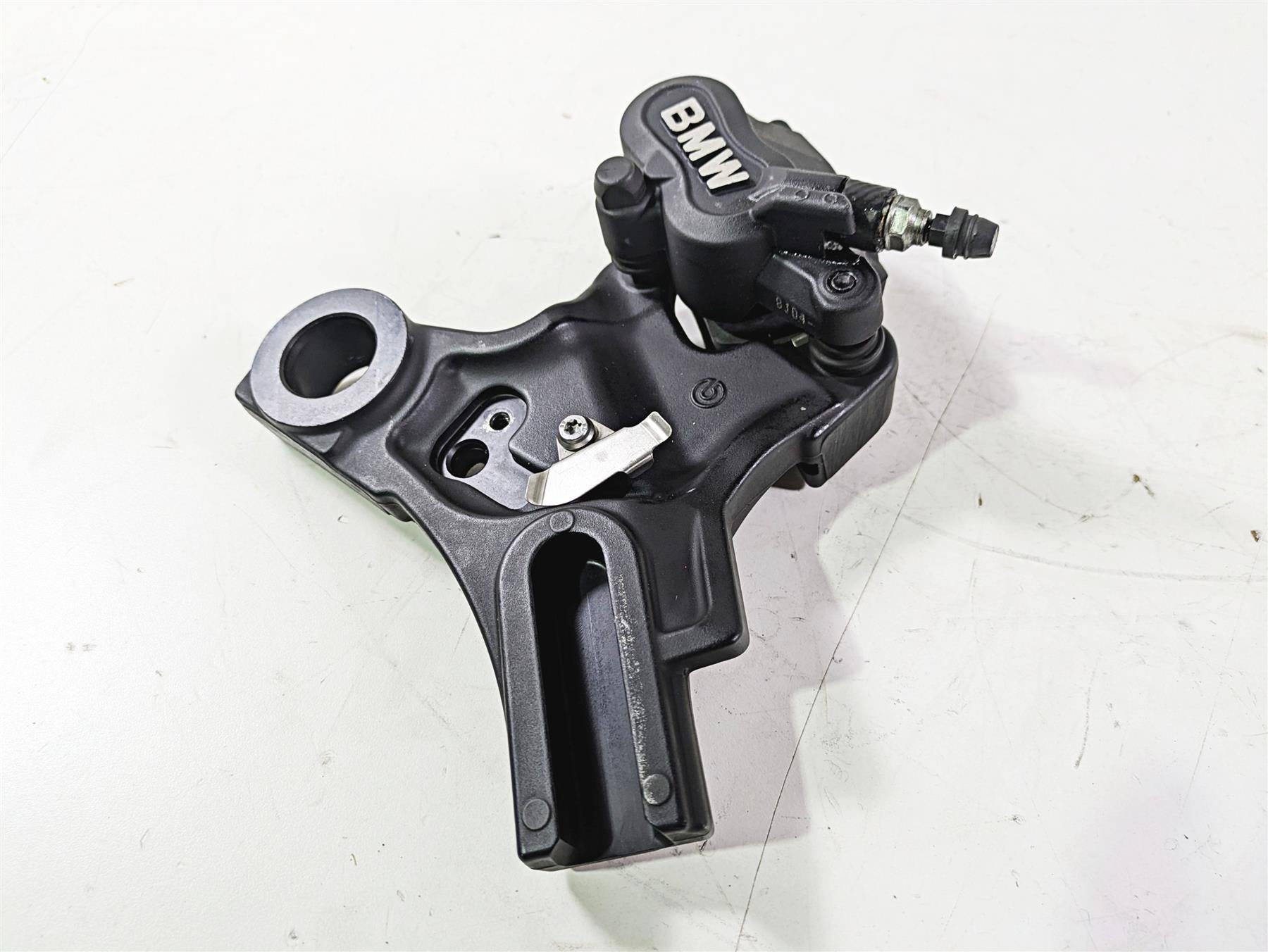 2019 BMW S1000XR K49 Brembo Rear Brake Caliper + Bracket 34218546608 {{ shop.shopifyCountryName }} - Mototech271
