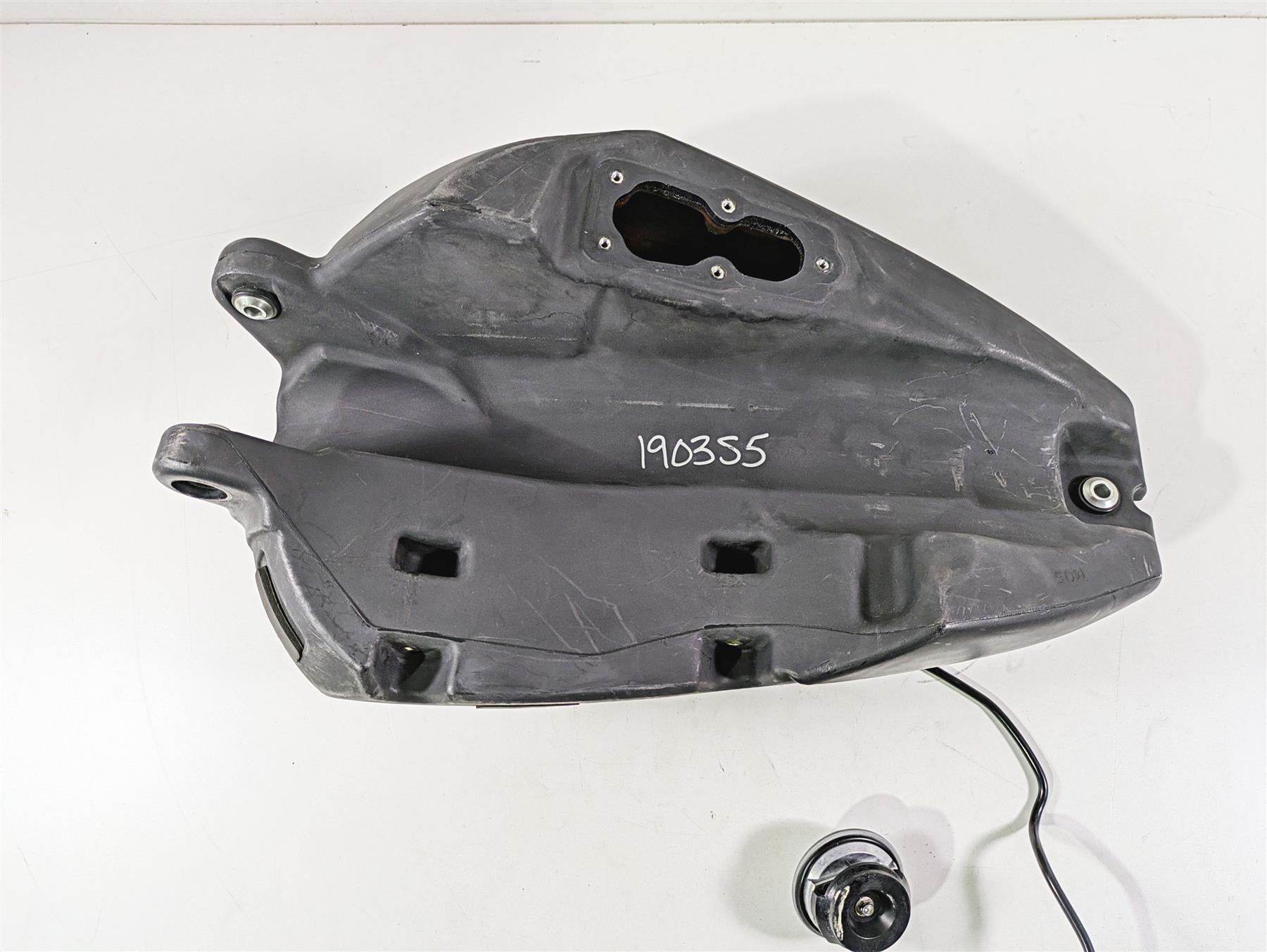 2009 Harley XR1200 Sportster Plastic Fuel Gas Petrol Tank 61392-08 {{ shop.shopifyCountryName }} - Mototech271