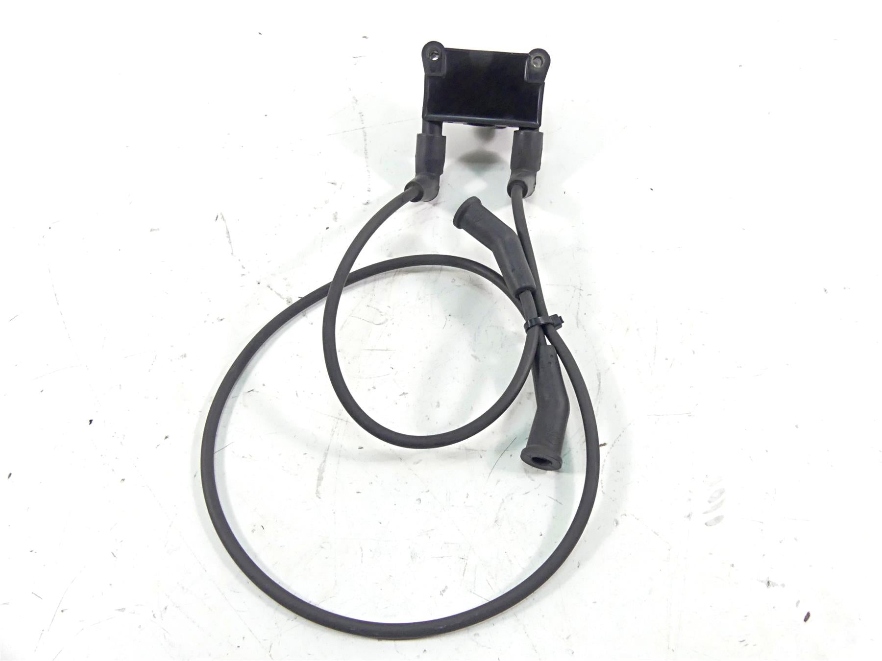 2010 Harley Touring FLHRC Road King Ignition Coil Wires Plugs 31696-07A {{ shop.shopifyCountryName }} - Mototech271