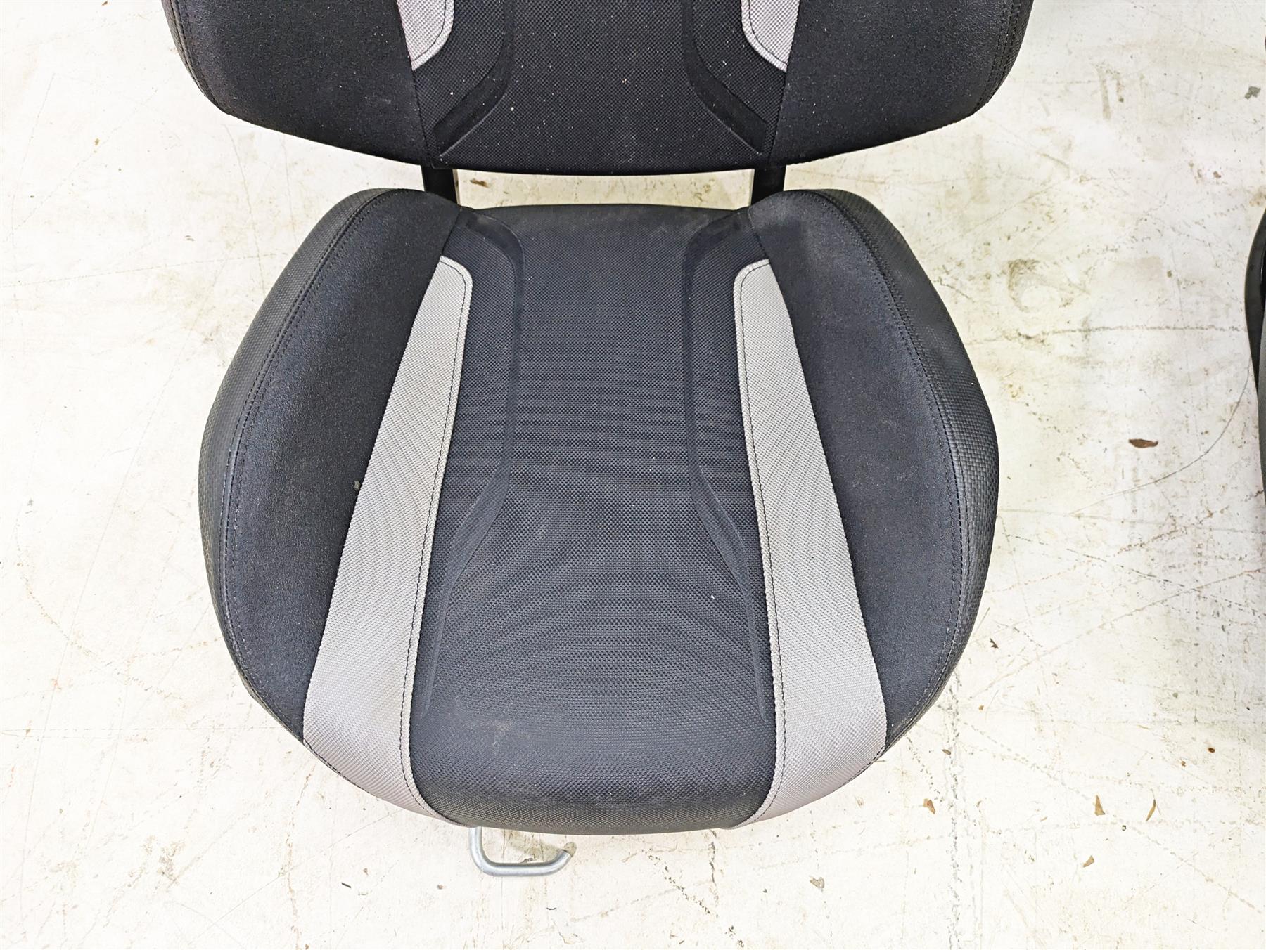 2021 Kawasaki Teryx KRX KRF 1000 Driver Passenger Seat Set 53007-0440 {{ shop.shopifyCountryName }} - Mototech271