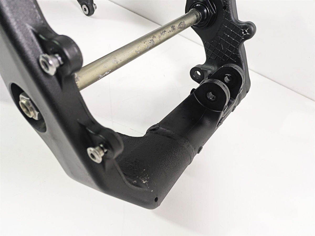 2016 Kawasaki ZX10R Ninja Straight Main Frame Chassis With Salvage Oklahoma Title 32160-0800 32160-1872-18R {{ shop.shopifyCountryName }} - Mototech271