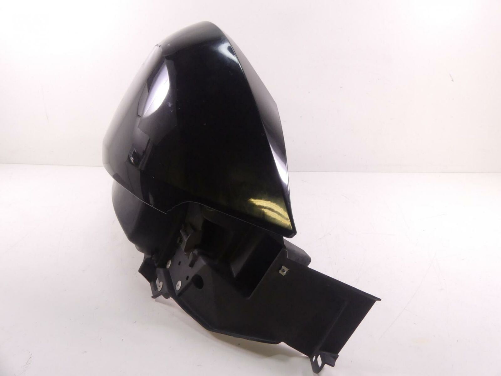 2010 Victory Vision Tour Right Side Saddlebag Luggage Case Box Carrier 5436205 {{ shop.shopifyCountryName }} - Mototech271