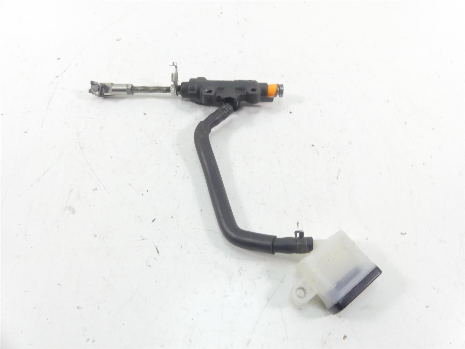 2017 Triumph Thruxton 1200 R Rear Nissin Brake Master Cylinder 1/2" T2021154 {{ shop.shopifyCountryName }} - Mototech271