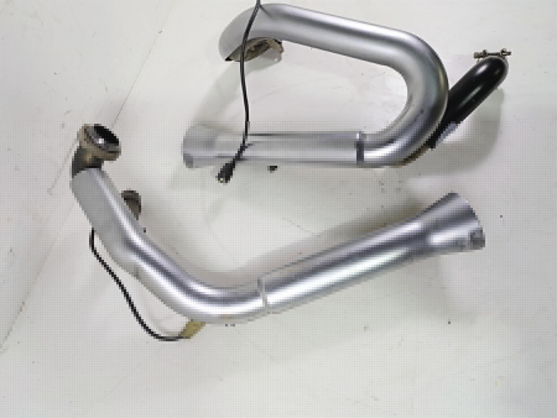 2013 Harley VRSCF Muscle Rod Stock Header Manifold Heatshield Set 65600069 {{ shop.shopifyCountryName }} - Mototech271