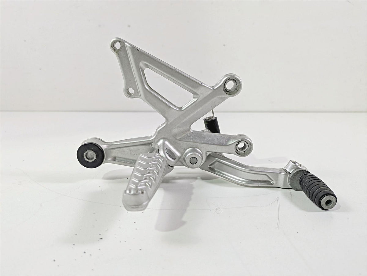 2017 Aprilia RSV 1100 Tuono V4 Factory Right Front Footpeg & Brake Ped 858734 {{ shop.shopifyCountryName }} - Mototech271