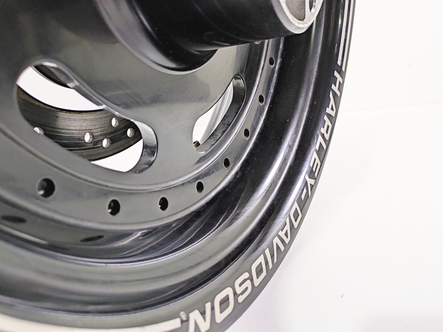 2016 Harley FXDF Dyna Fat Bob Rear Wheel Rim 16x5 Black - Straight 40900261 {{ shop.shopifyCountryName }} - Mototech271
