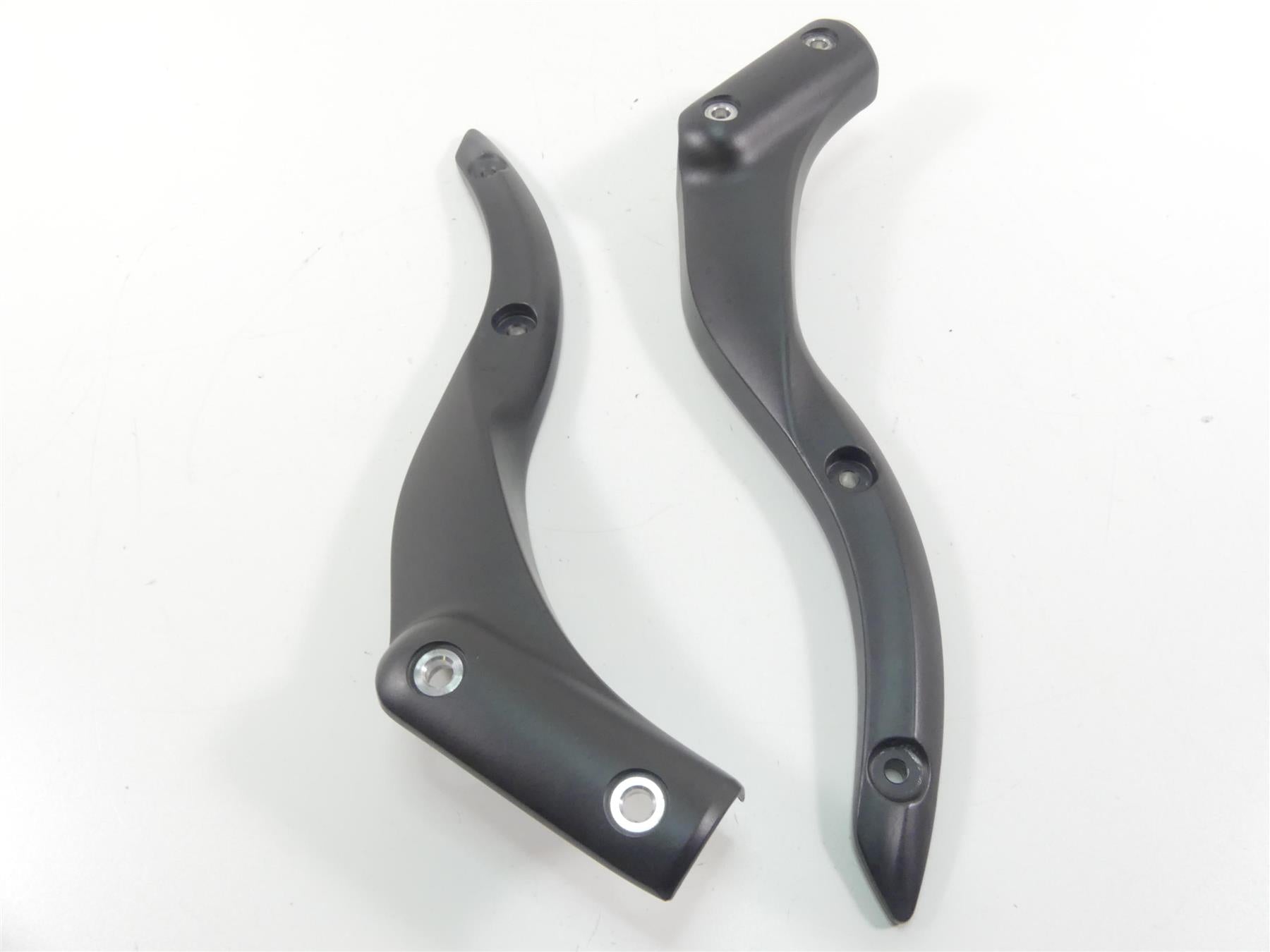 2009 Yamaha XV1700 Road Star Warrior Rear Fender Struts Braces 5PX-21613-00-P0 {{ shop.shopifyCountryName }} - Mototech271