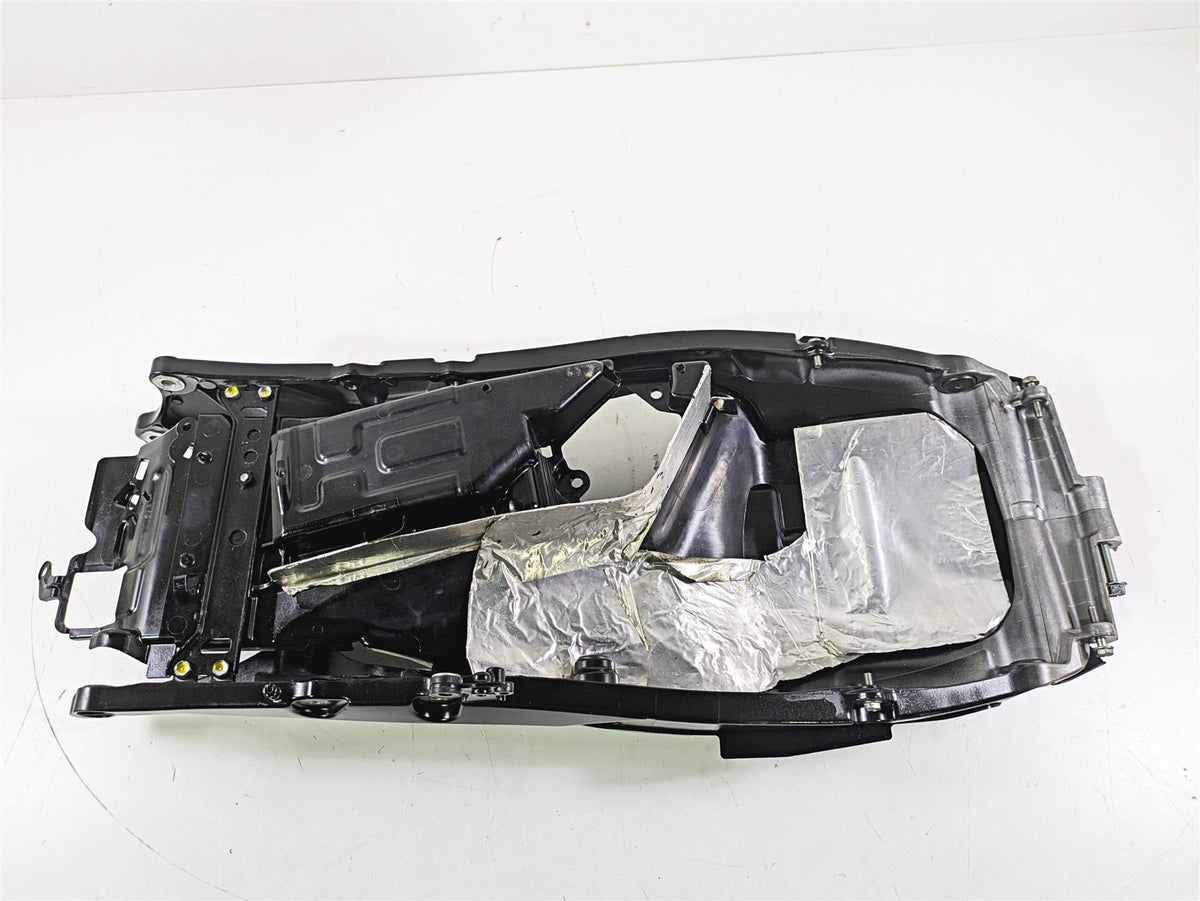 2017 Honda CBR600RR Rear Straight Sub Frame Subframe 50200-MFJ-A60 {{ shop.shopifyCountryName }} - Mototech271
