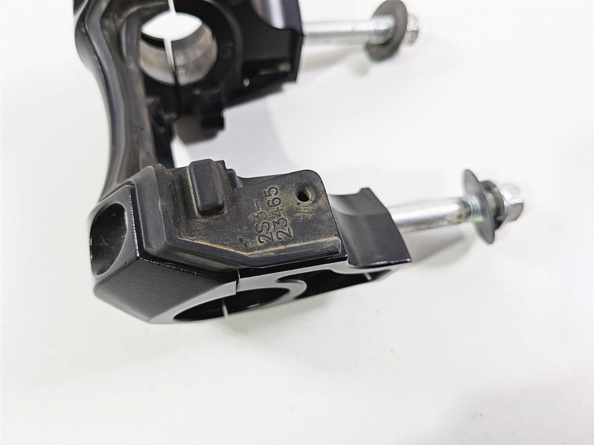 2009 Yamaha VMX17 V-Max 1700 Handlebar Riser Holder Set 2" 2S3-23441-00-00-Mototech271