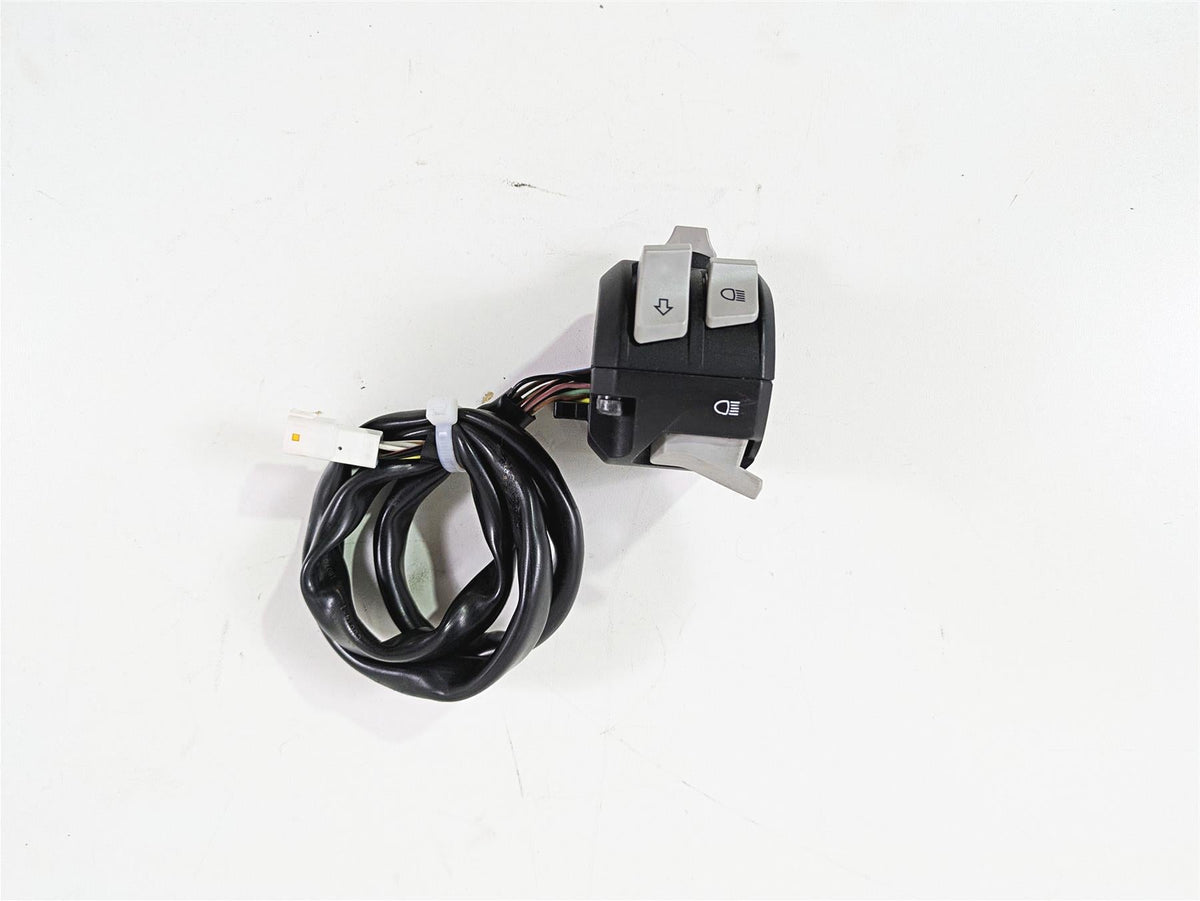 2019 Ducati Supersport 939 S Left Hand Turn Signal Control Switch 65110241C {{ shop.shopifyCountryName }} - Mototech271