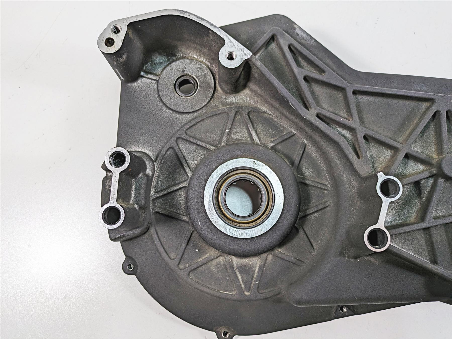 2006 Harley Softail FXSTSI Springer Inner Primary Drive Clutch Cover 60620-94B {{ shop.shopifyCountryName }} - Mototech271