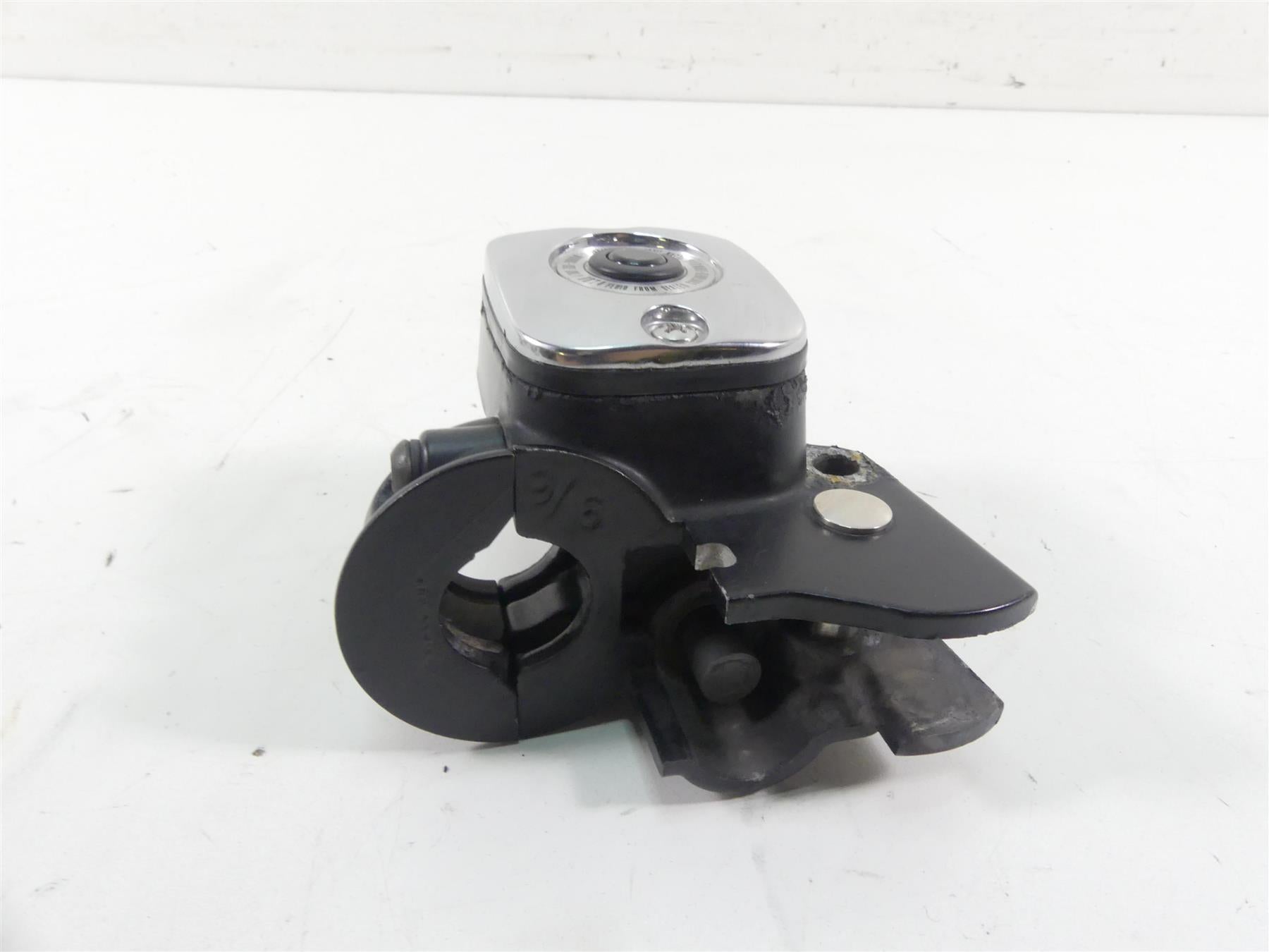 2009 Harley FXDL Dyna Low Rider Front 9/16 Brake Master Cylinder 45019-08B {{ shop.shopifyCountryName }} - Mototech271