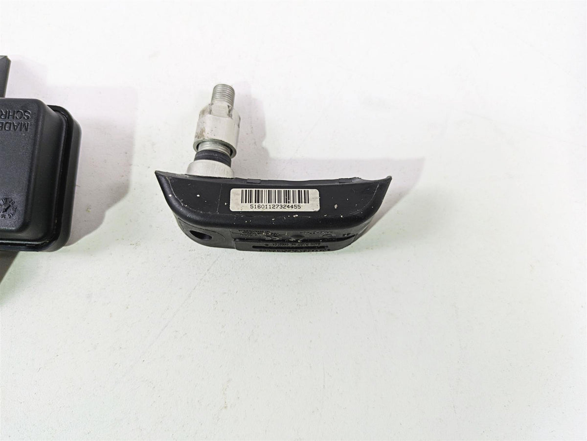 2017 BMW R1200 GS K50 Rdc Sensor & Tire Sensors Set 65758546222 65759832031 {{ shop.shopifyCountryName }} - Mototech271