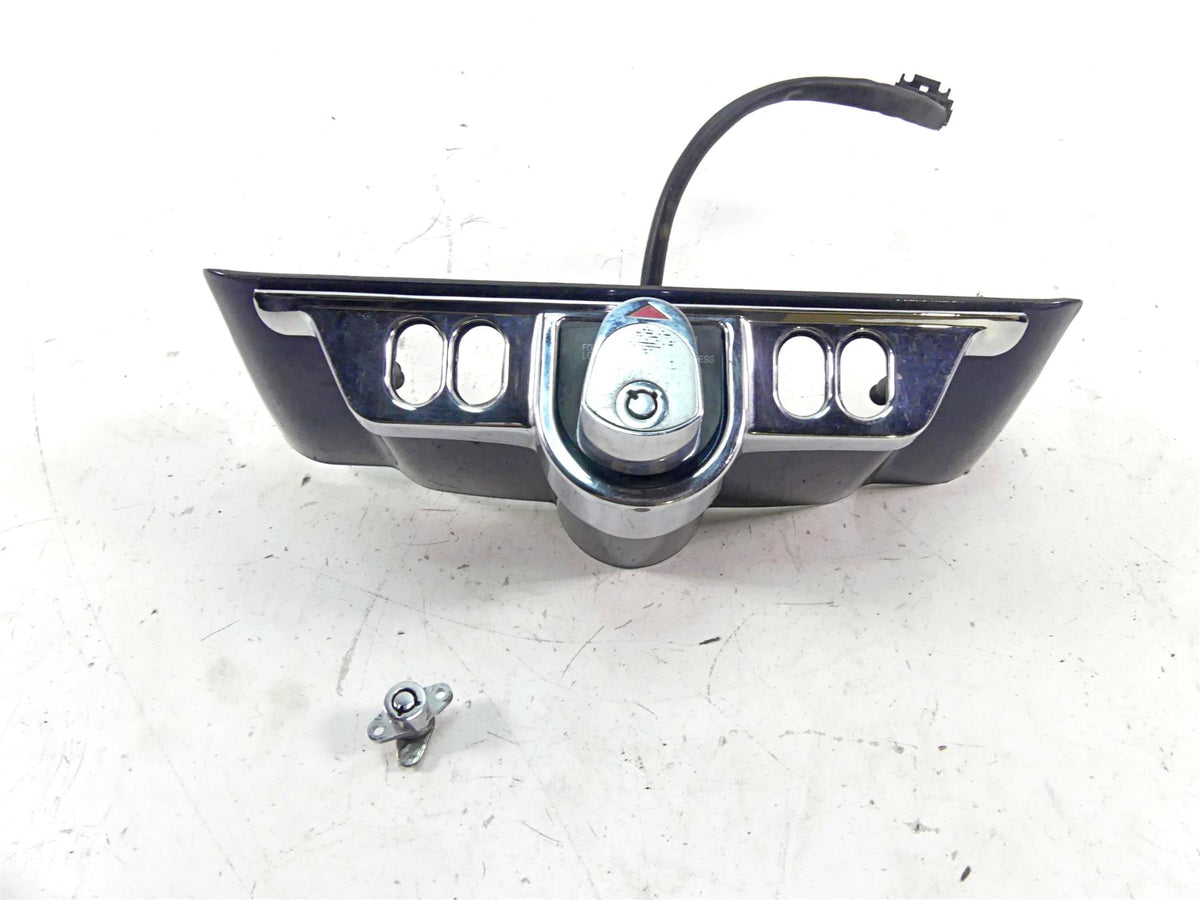 2002 Harley Touring FLHTC Electra Glide Ignition Switch & Cover - VIN 71526-93B {{ shop.shopifyCountryName }} - Mototech271