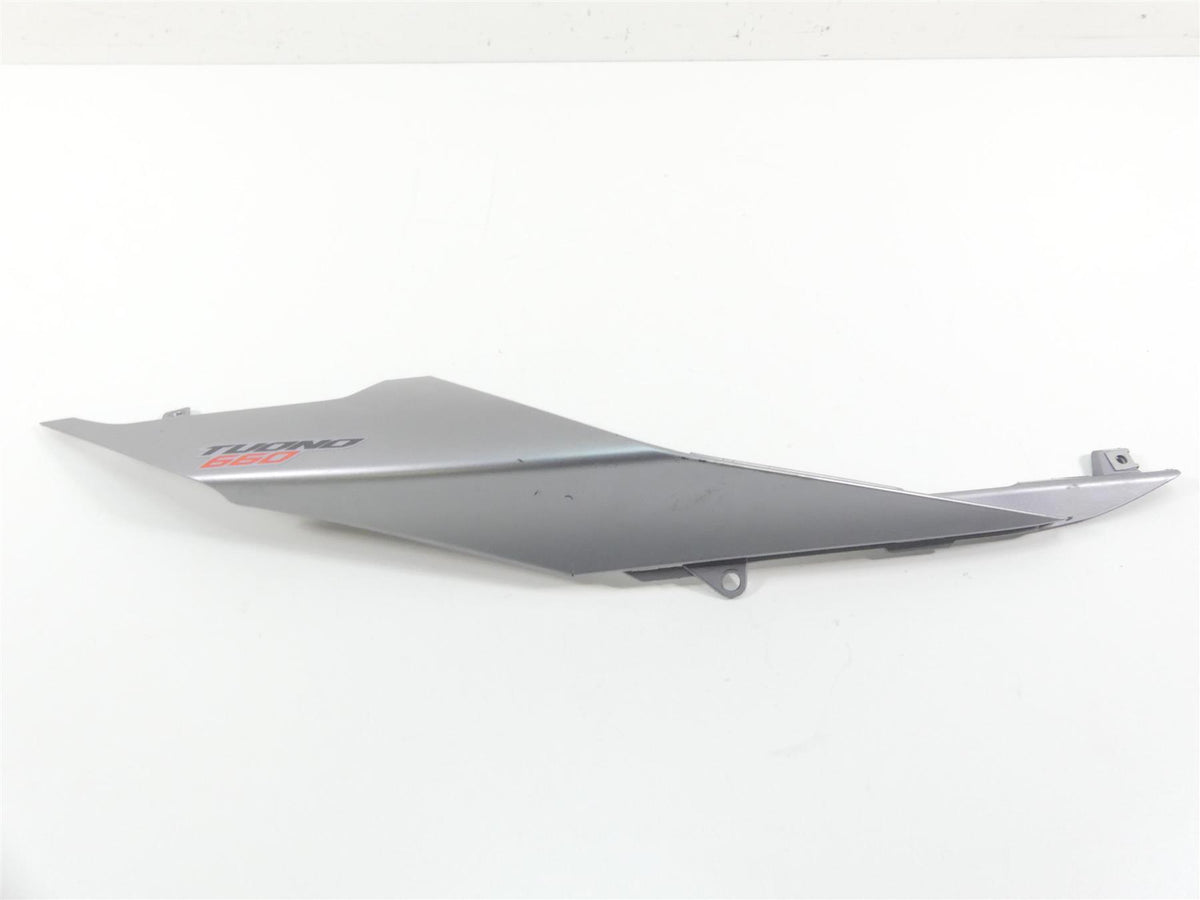 2021 Aprilia Tuono 660 Right Oem Trail Cover Fairing Cowl 2B006647 {{ shop.shopifyCountryName }} - Mototech271