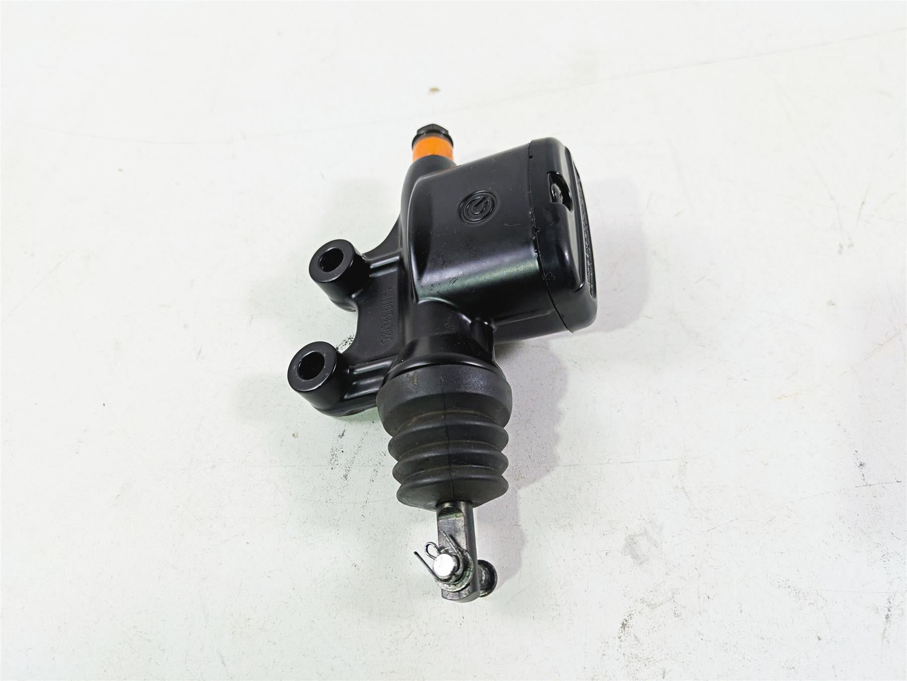2015 Harley Touring FLHTKL Electra Glide Rear Brake Master Cylinder 41700028A {{ shop.shopifyCountryName }} - Mototech271