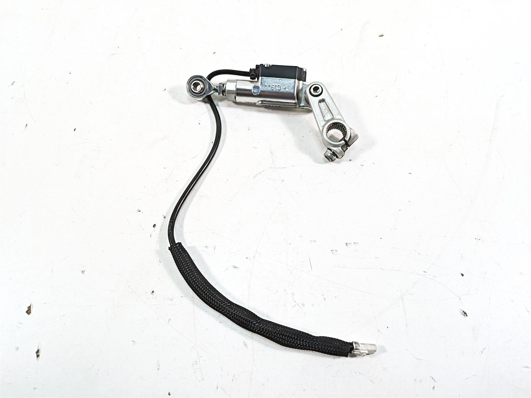 2020 Ducati Hypermotard 950 SP Quickshifter Quick Gear Shifter 55215494B {{ shop.shopifyCountryName }} - Mototech271
