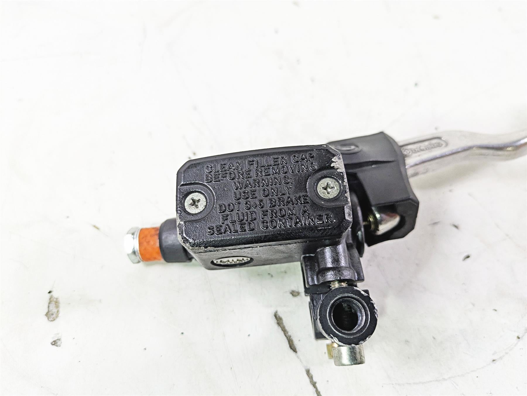 1998 Moto Guzzi California 1100 EV Brembo Front Brake Master Cylinder GU30660180 {{ shop.shopifyCountryName }} - Mototech271