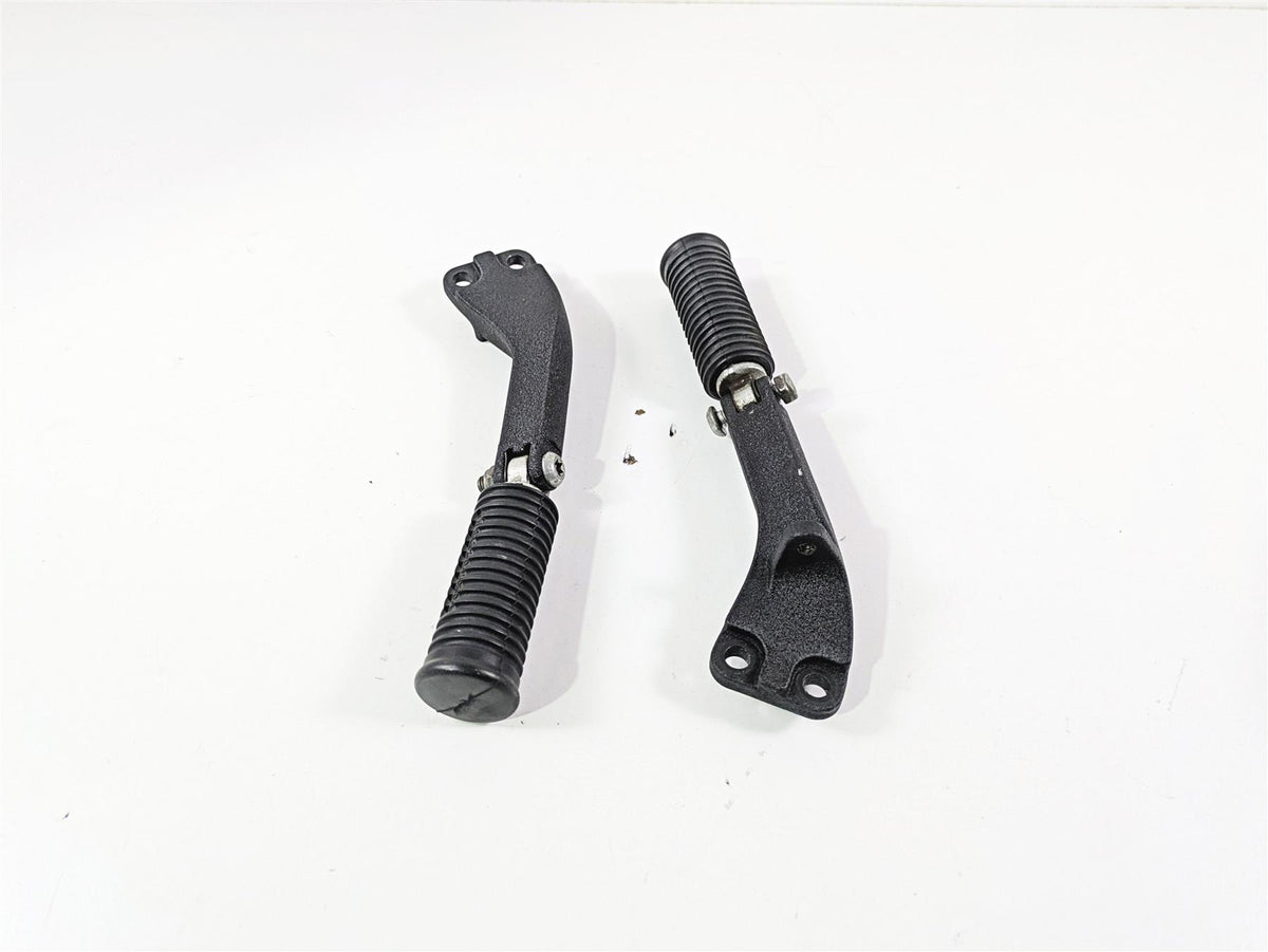 2014 Harley FXDF Dyna Fat Bob Rear Passenger Footpeg Set 49224-06A 49230-06 {{ shop.shopifyCountryName }} - Mototech271