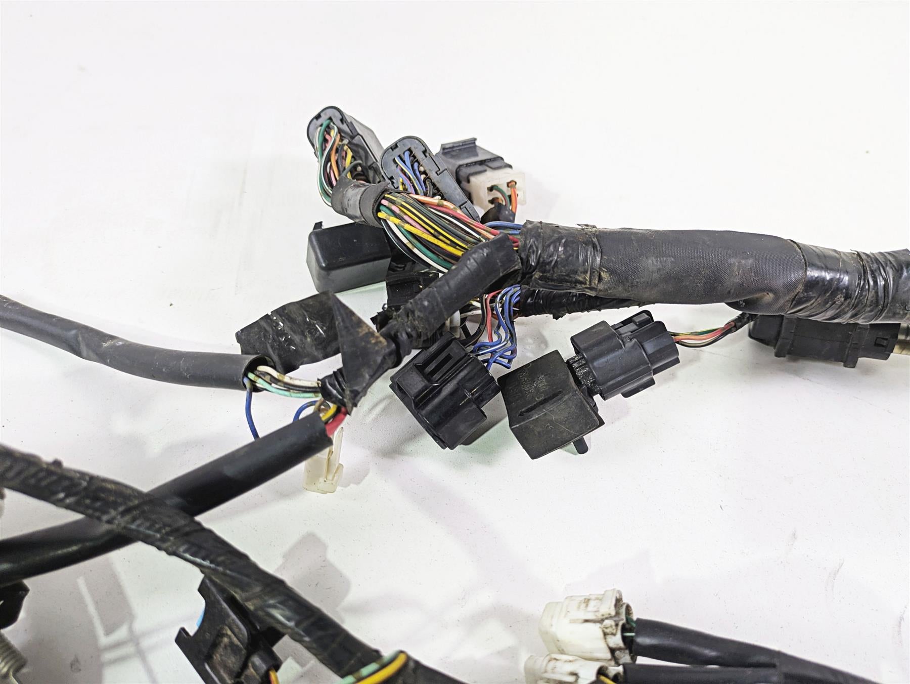2006 Suzuki GSXR1000 K6 Main Wiring Harness Loom - No Cuts 36610-41G30 {{ shop.shopifyCountryName }} - Mototech271