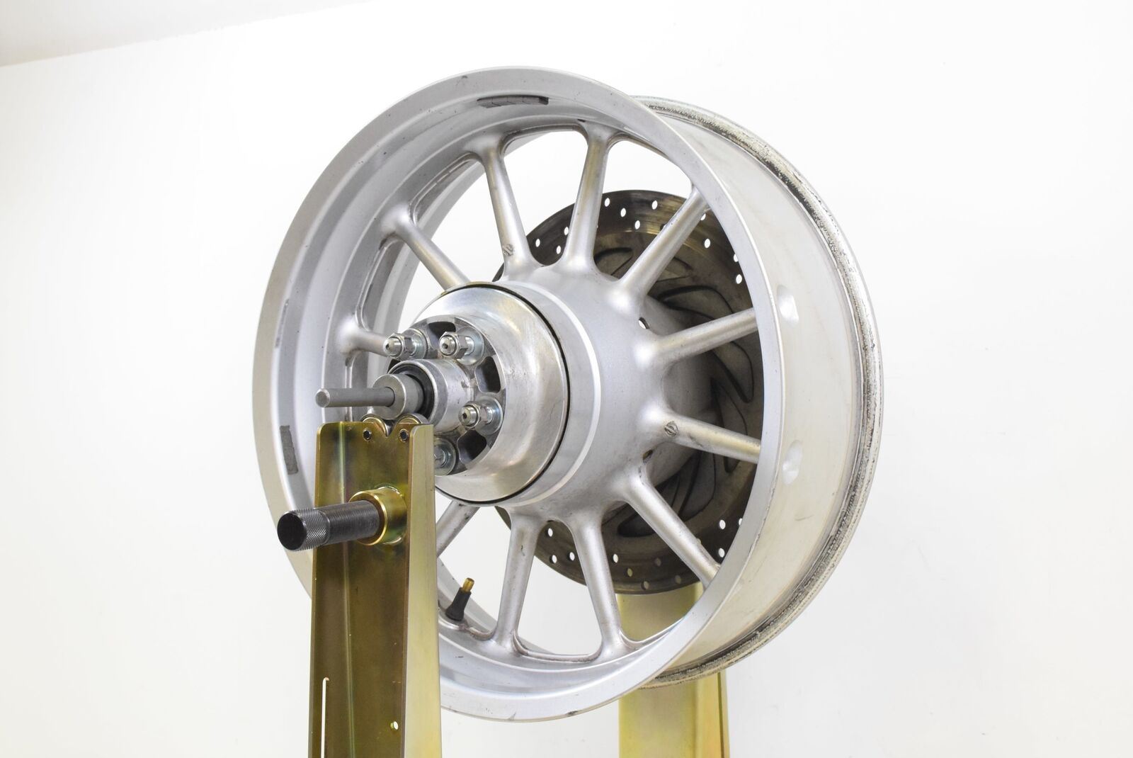 2014 Yamaha XV1900 Stratoliner S Straight Rear Wheel Rim 17x5.5 1D7-25338-10-35 {{ shop.shopifyCountryName }} - Mototech271