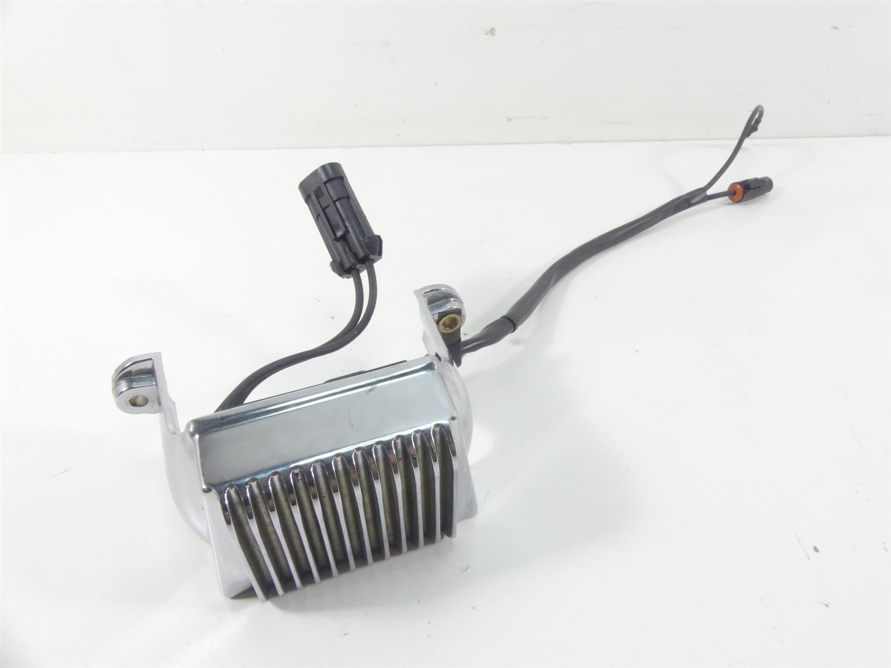 2004 Harley FLHTC SE CVO Electra Glide Chrome Volt Regulator Rectifier 74622-04 {{ shop.shopifyCountryName }} - Mototech271
