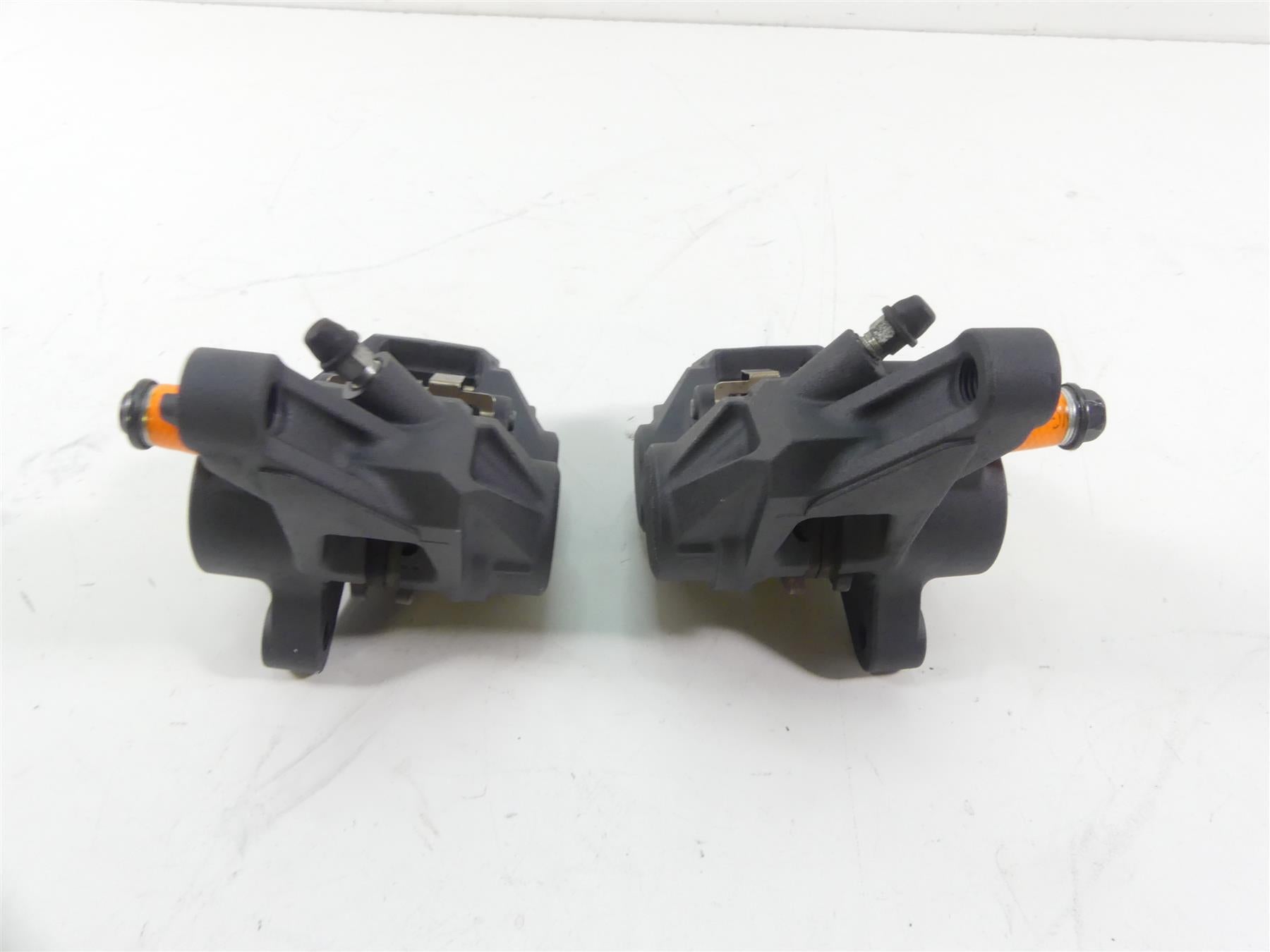 2017 Yamaha XT1200Z Super Tenere Front Brake Caliper Set 23P-2580T-00-00 {{ shop.shopifyCountryName }} - Mototech271