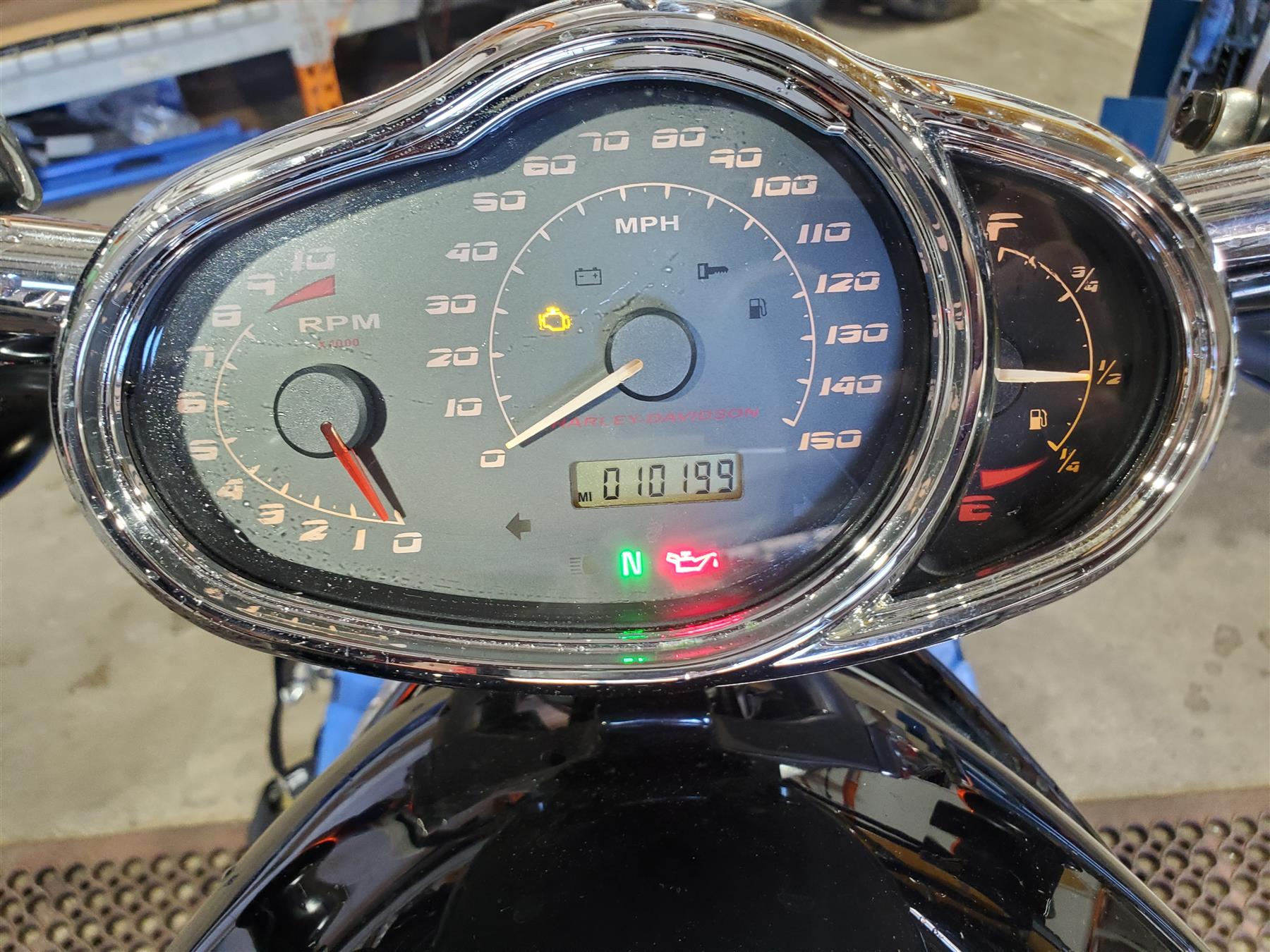 2006 Harley VRSCR Street V-Rod Speedometer Instrument Gauges 10K 67395-06B {{ shop.shopifyCountryName }} - Mototech271