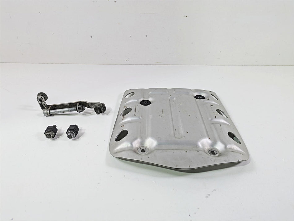 2018 BMW R nineT Urban GS K33 Lower Engine Guard Skidplate Set 11117717743 {{ shop.shopifyCountryName }} - Mototech271