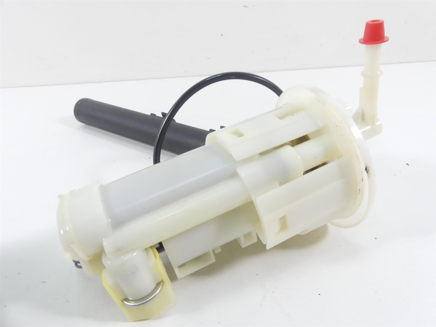 2013 Triumph Street Triple 675R Fuel Gas Pump & Level Sending Unit T2400735 {{ shop.shopifyCountryName }} - Mototech271