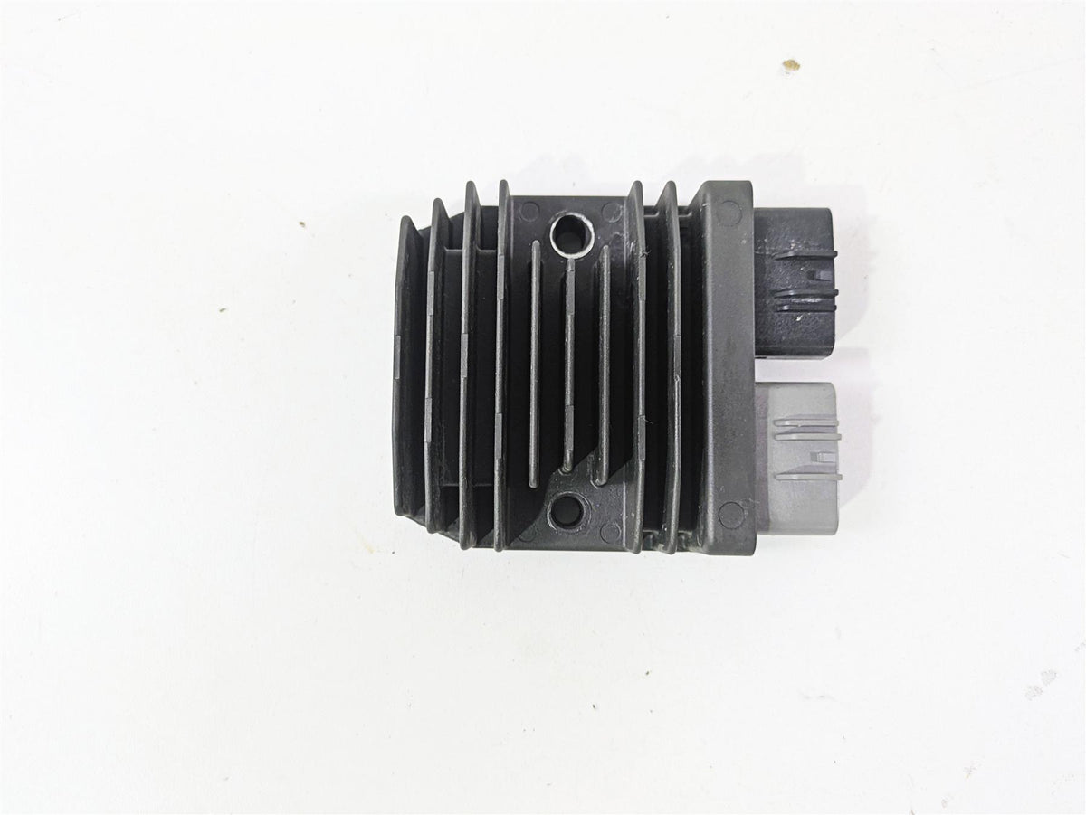 2024 Triumph Street Triple 765 R Rectifier Voltage Regulator FH027AA T1300679 {{ shop.shopifyCountryName }} - Mototech271