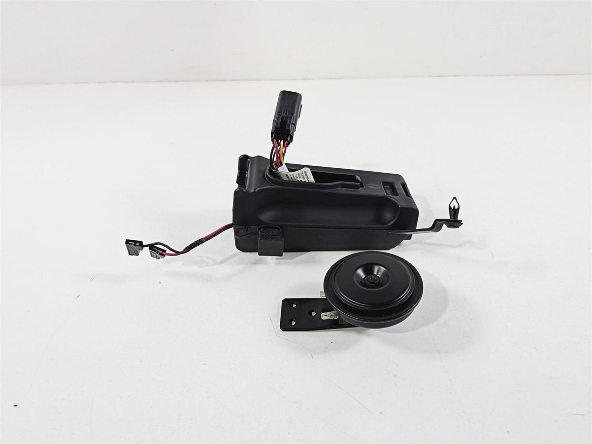 2024 Harley Softail FXLRST Low Rider Horn & Wiring Box Set 69201654 {{ shop.shopifyCountryName }} - Mototech271