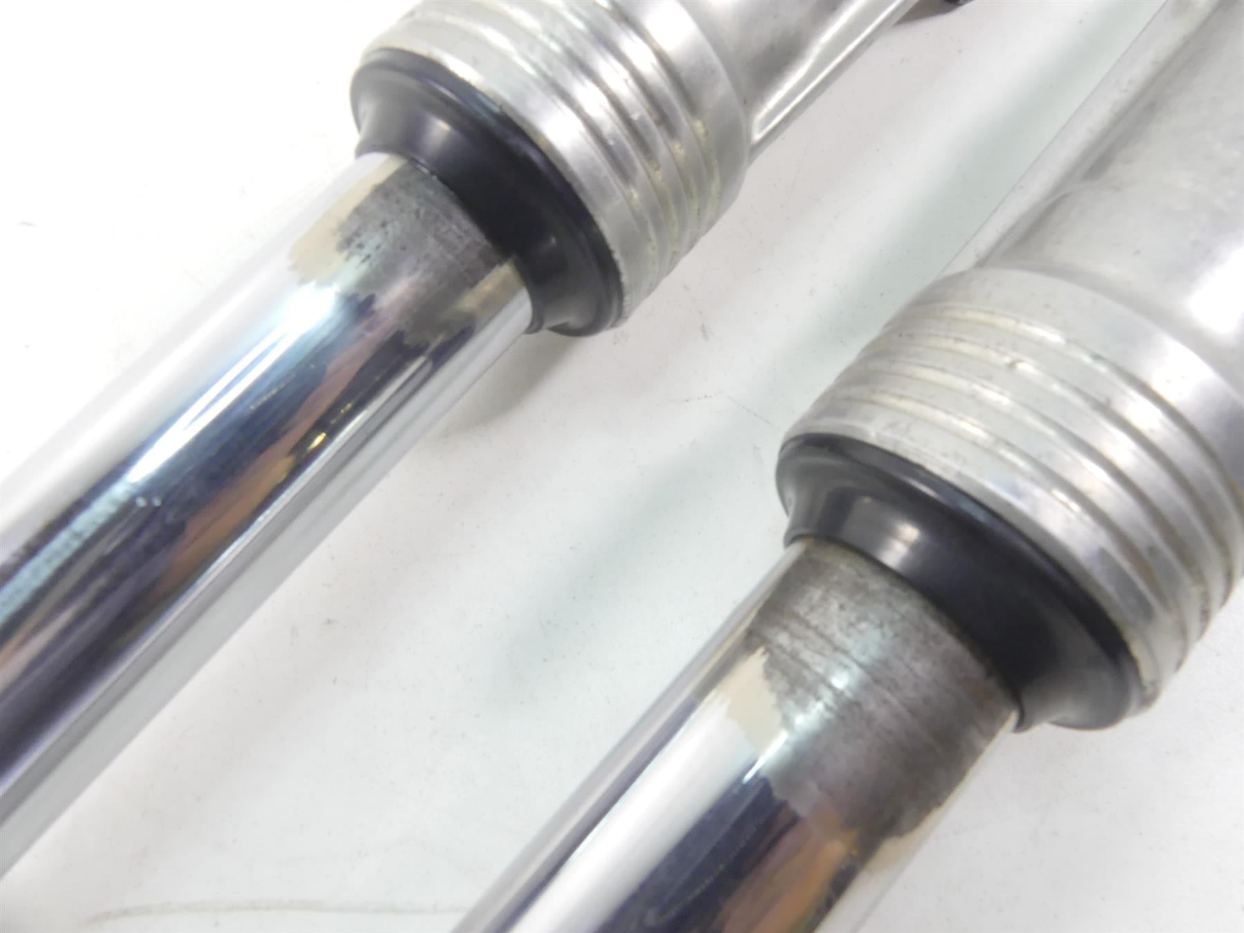 1980 Honda CB750C Custom Front Showa Straight Forks 51400-425-731 51500-425-731 {{ shop.shopifyCountryName }} - Mototech271