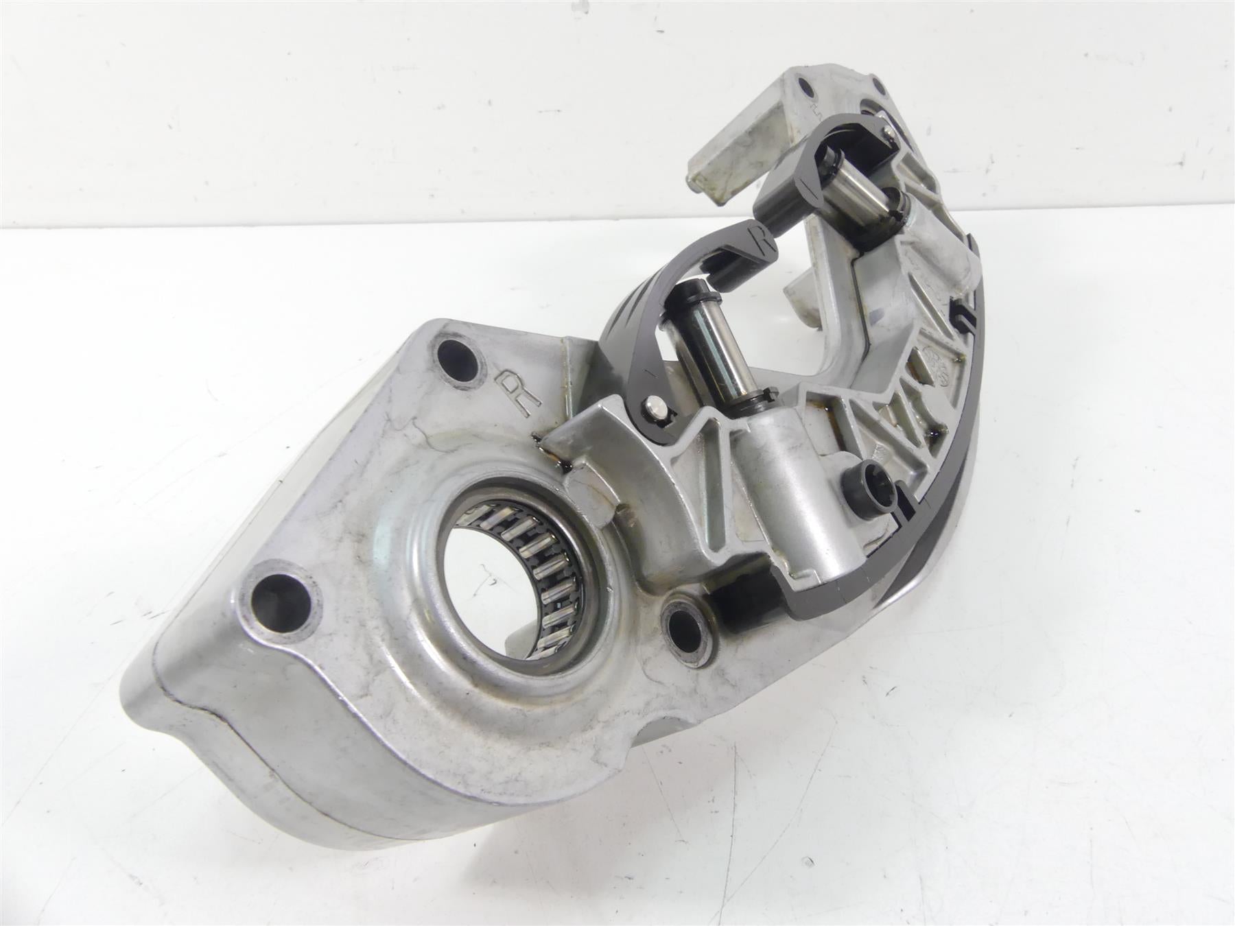2008 Harley Softail FXSTB Night Train Balancer & Holder Assembly 14728-07 {{ shop.shopifyCountryName }} - Mototech271