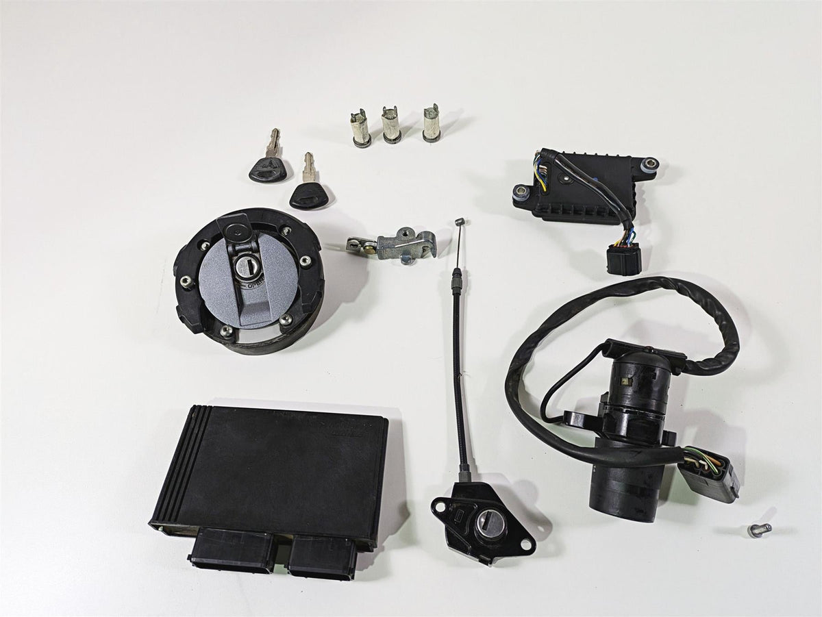 2015 Triumph Tiger Explorer XC Ignition Switch Key Immobilizer Cdi Set T2507788 {{ shop.shopifyCountryName }} - Mototech271