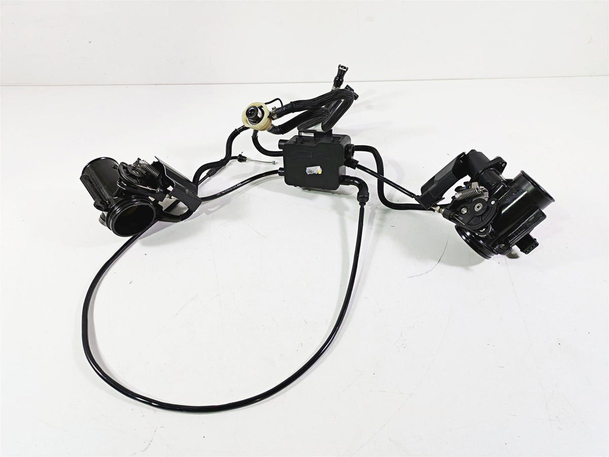 2014 BMW R nine T R9T K21 Throttle Body & Junction Set 13547705239 13547705240 {{ shop.shopifyCountryName }} - Mototech271