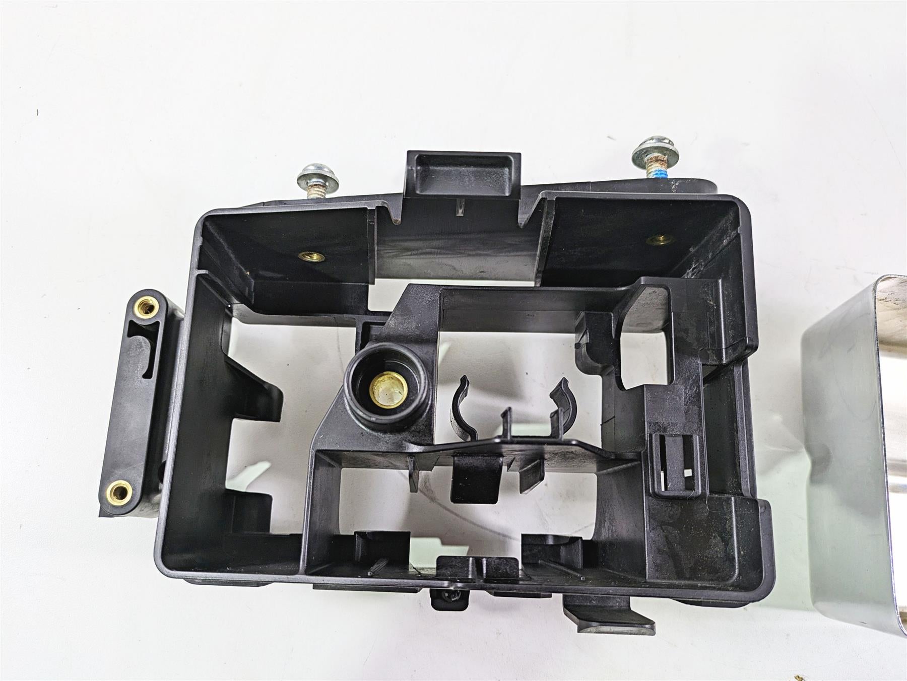 2016 Harley FXDL Dyna Low Rider Electric Holder Tray Stay & Cover 70367-12 {{ shop.shopifyCountryName }} - Mototech271