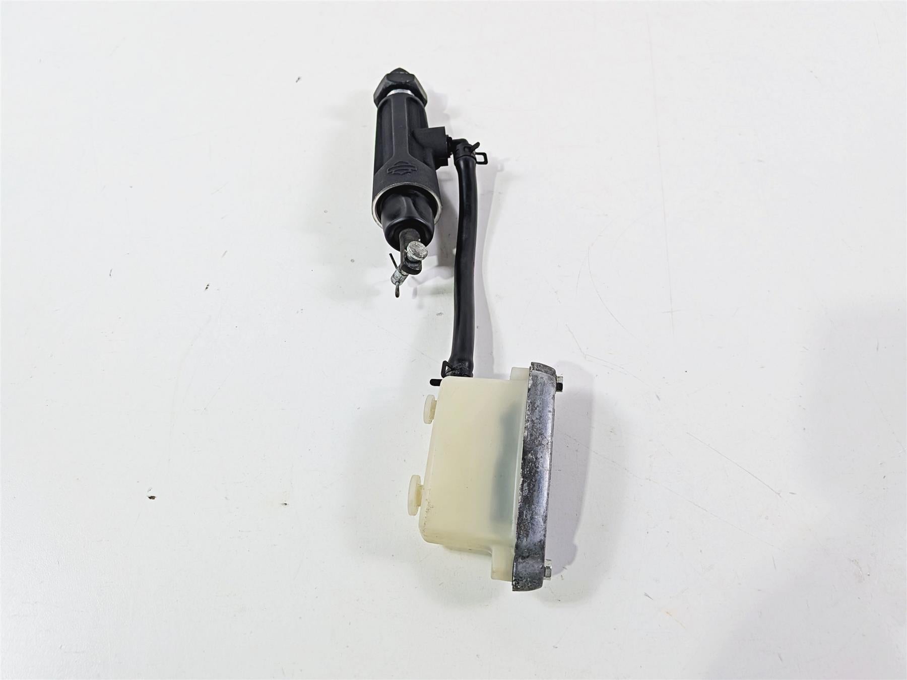 2013 Harley VRSCDX Night Rod Special Rear Brake Master Cylinder 44740-06A-Mototech271