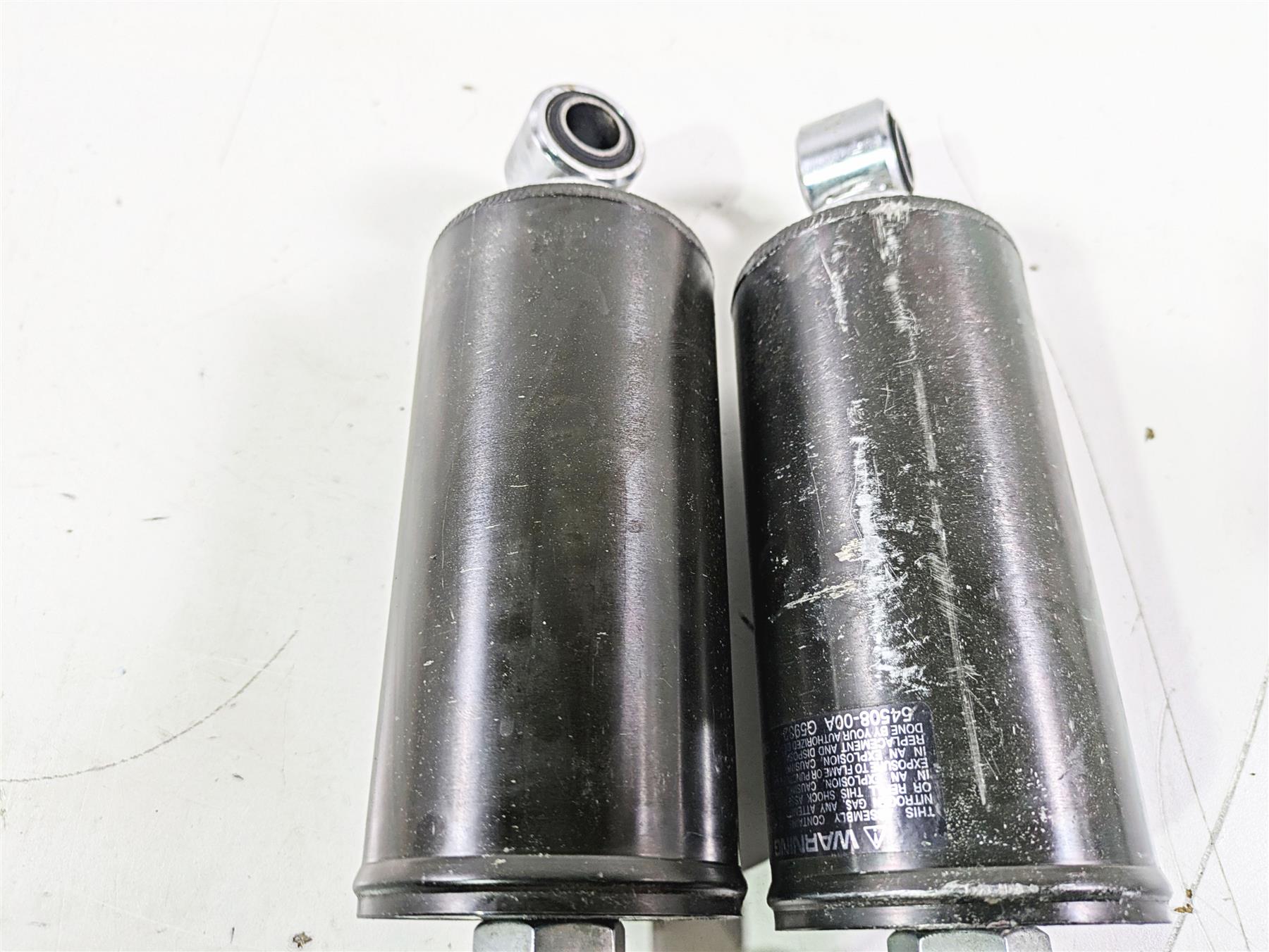 2004 Harley Softail FLSTF Fat Boy Showa Rear Suspension Shock Set 54508-00A {{ shop.shopifyCountryName }} - Mototech271
