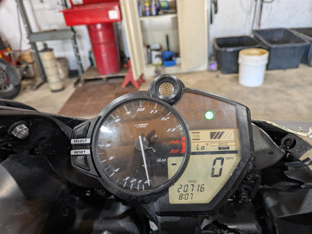 2014 Yamaha YZFR1 R1 RN22 Speedometer Gauges Instrument 20K 1KB-83500-20-00 {{ shop.shopifyCountryName }} - Mototech271