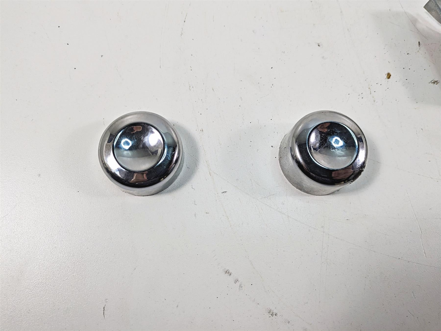 2000 Harley FXSTS Softail Springer Kuryakyn Chrome Frame Cover Set 7851 {{ shop.shopifyCountryName }} - Mototech271