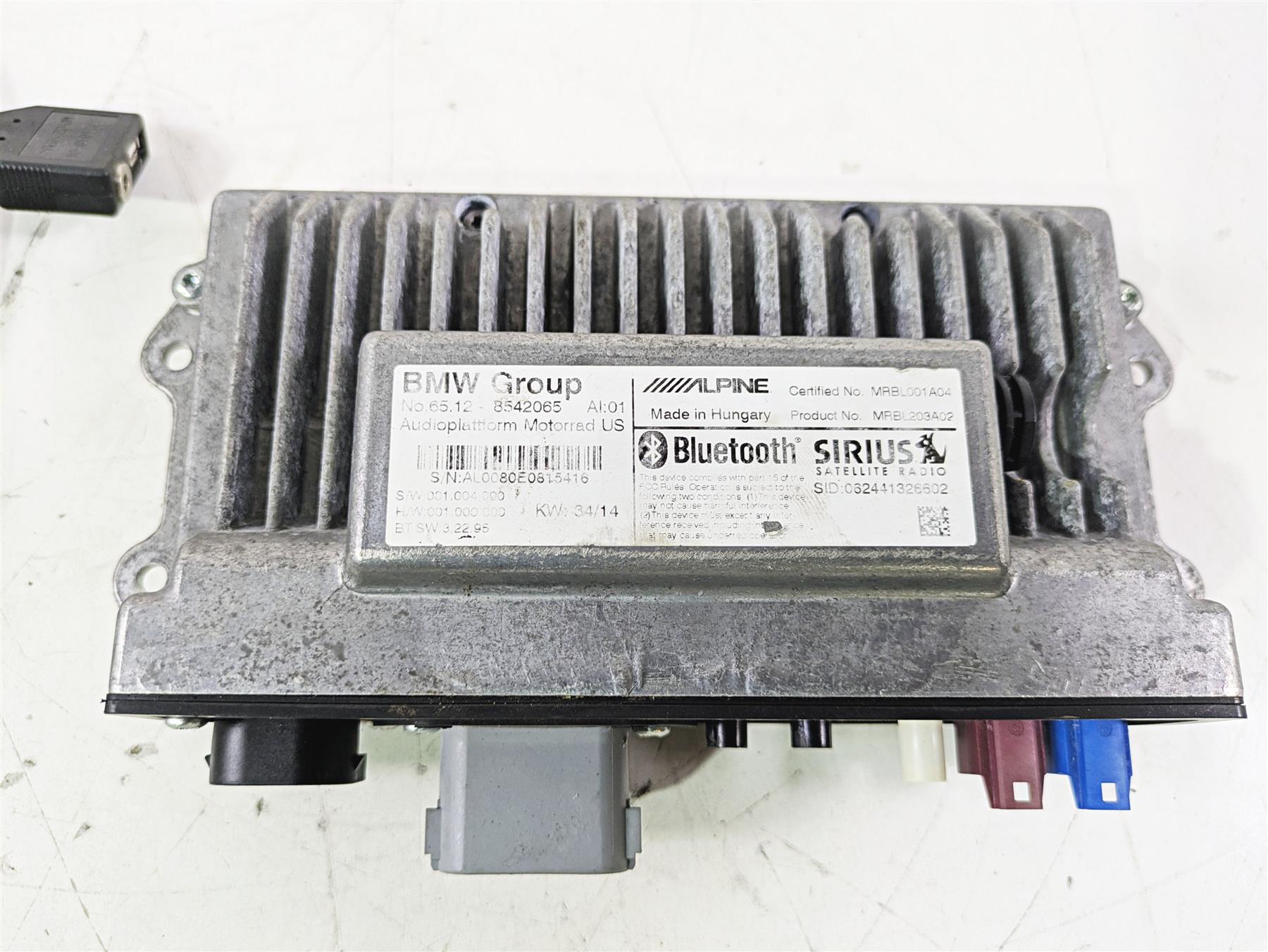 2015 BMW K1600 GT K48 Audio Amp & Wiring & Antenna Set 65128542065 65128542064 {{ shop.shopifyCountryName }} - Mototech271