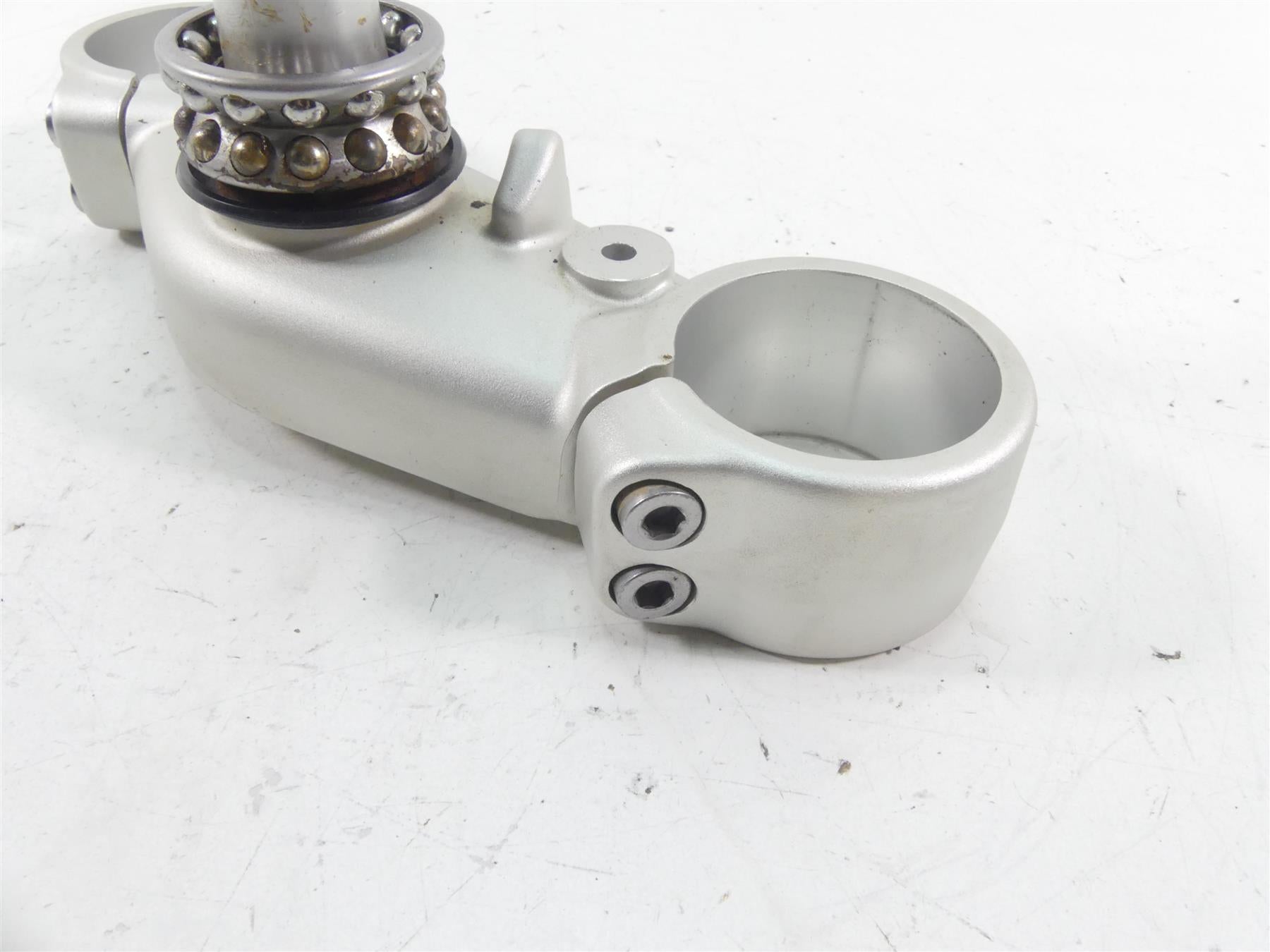 2017 Triumph Thruxton 1200 R Lower Triple Tree Steering Stem Clamp 55mm T2044713 {{ shop.shopifyCountryName }} - Mototech271