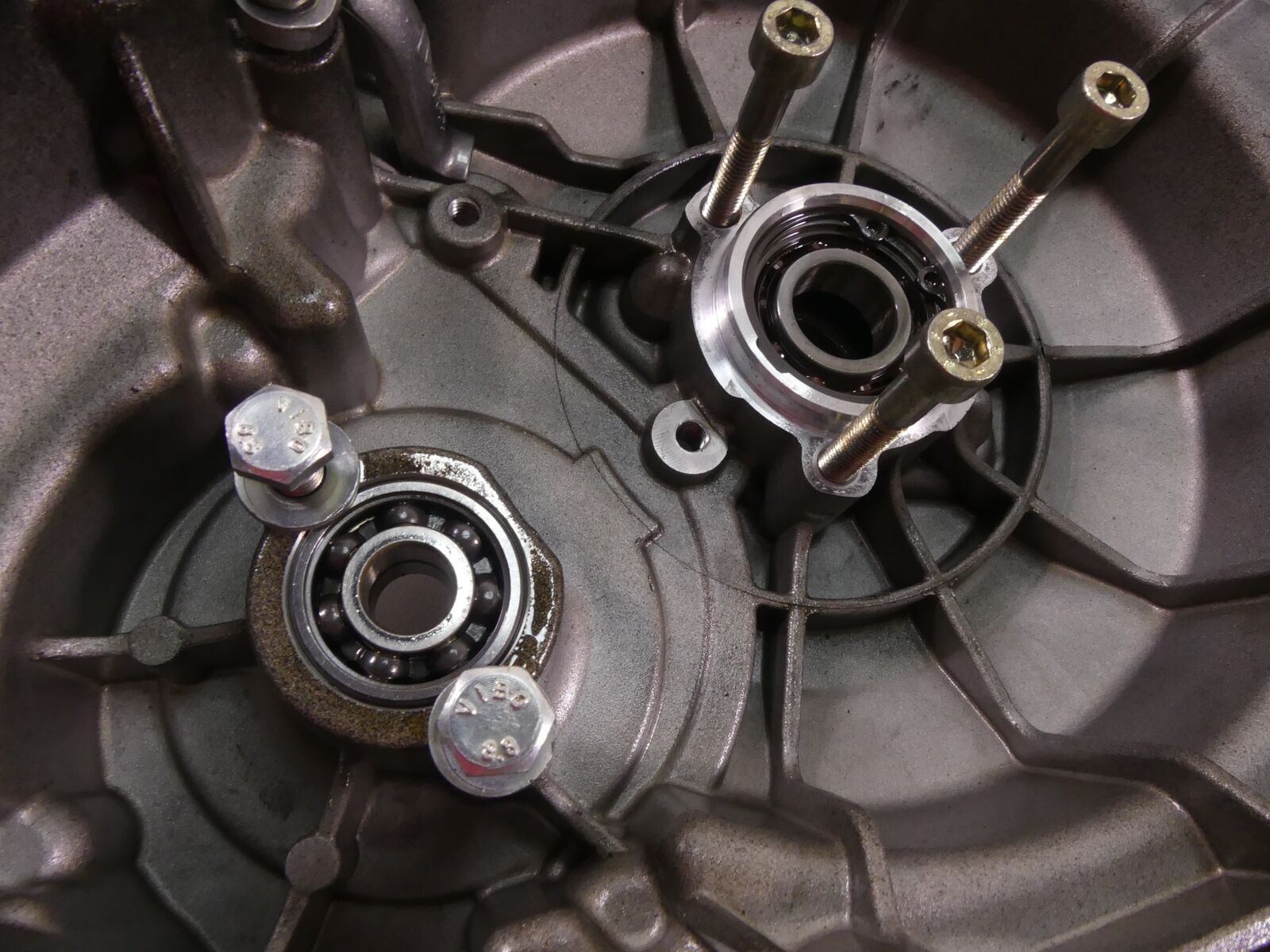 2015 Ducati Diavel Carbon Left Engine Stator Generator Cover Housing 24231171 {{ shop.shopifyCountryName }} - Mototech271